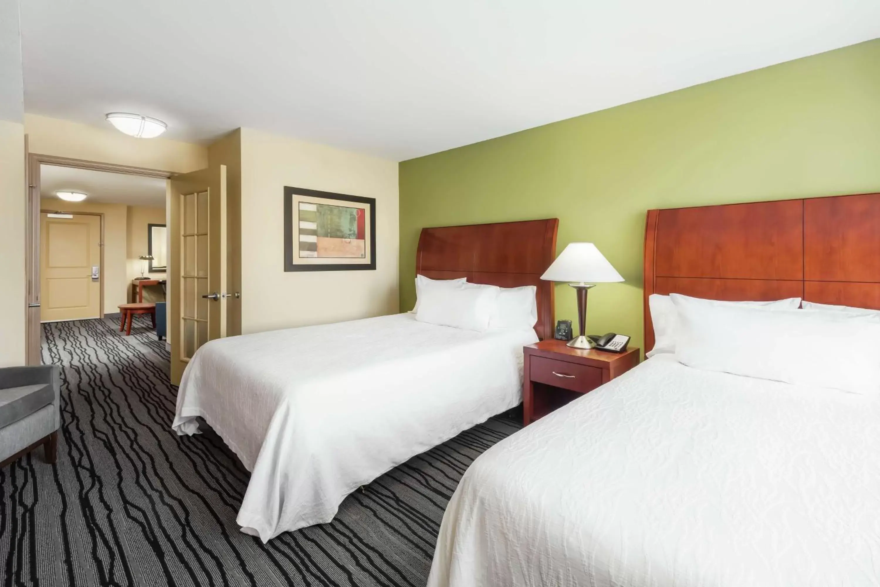 Photo of the whole room, Bed in Hilton Garden Inn St. Louis Shiloh/O'Fallon IL