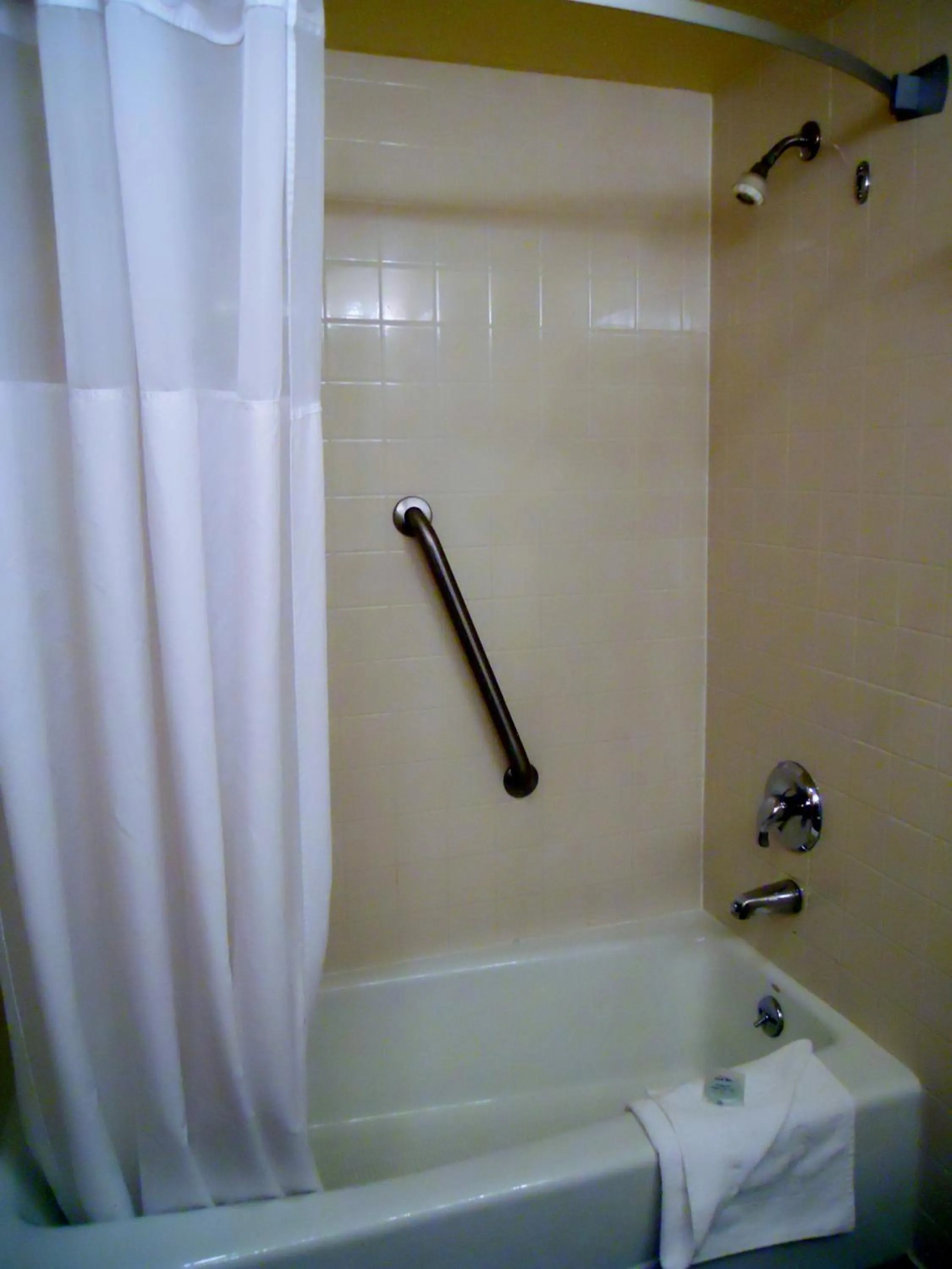 Bathroom in Blue Sail Inn