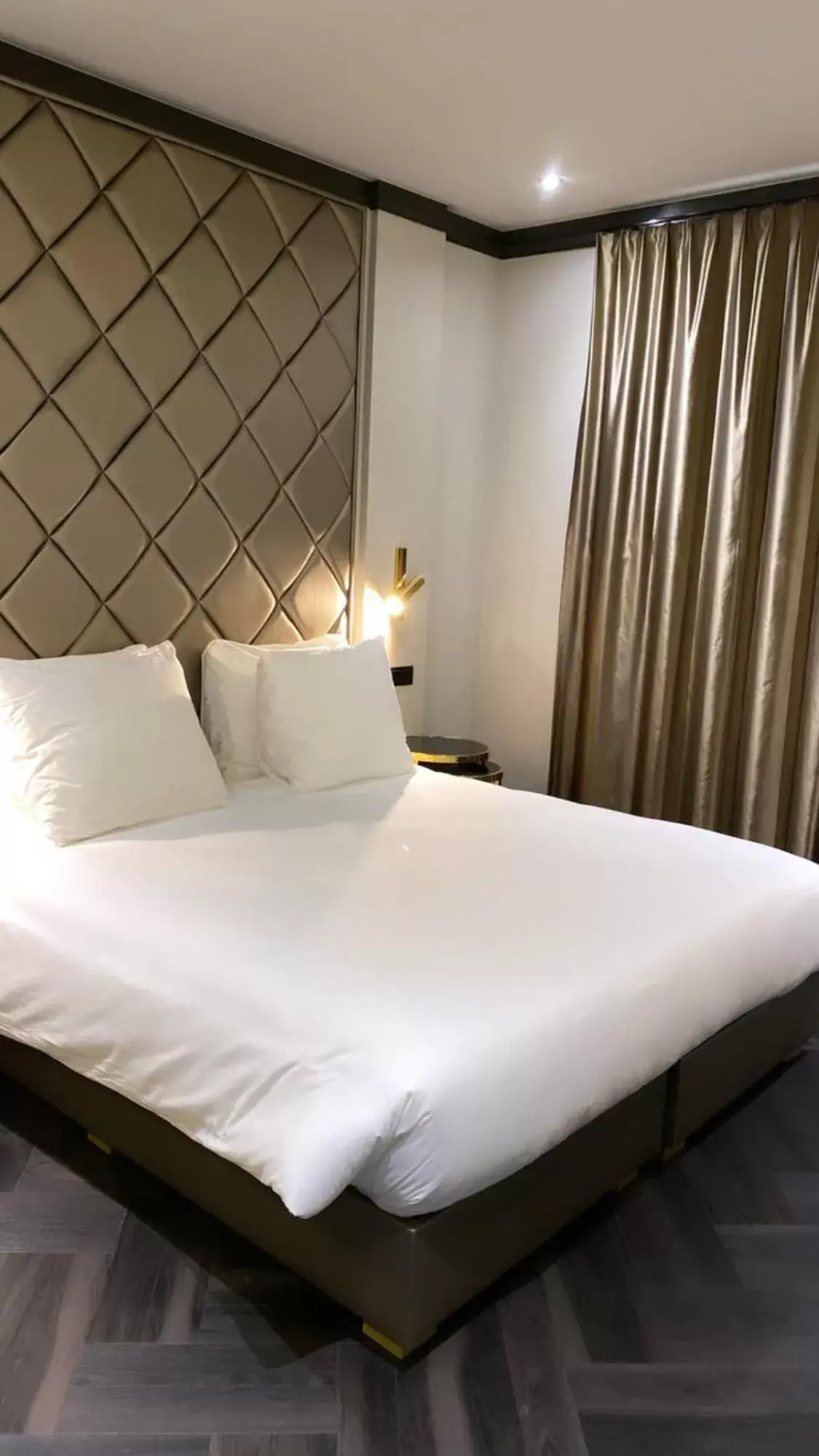 Large Standard room with Double Bed Patio View  in G Experience Hotel