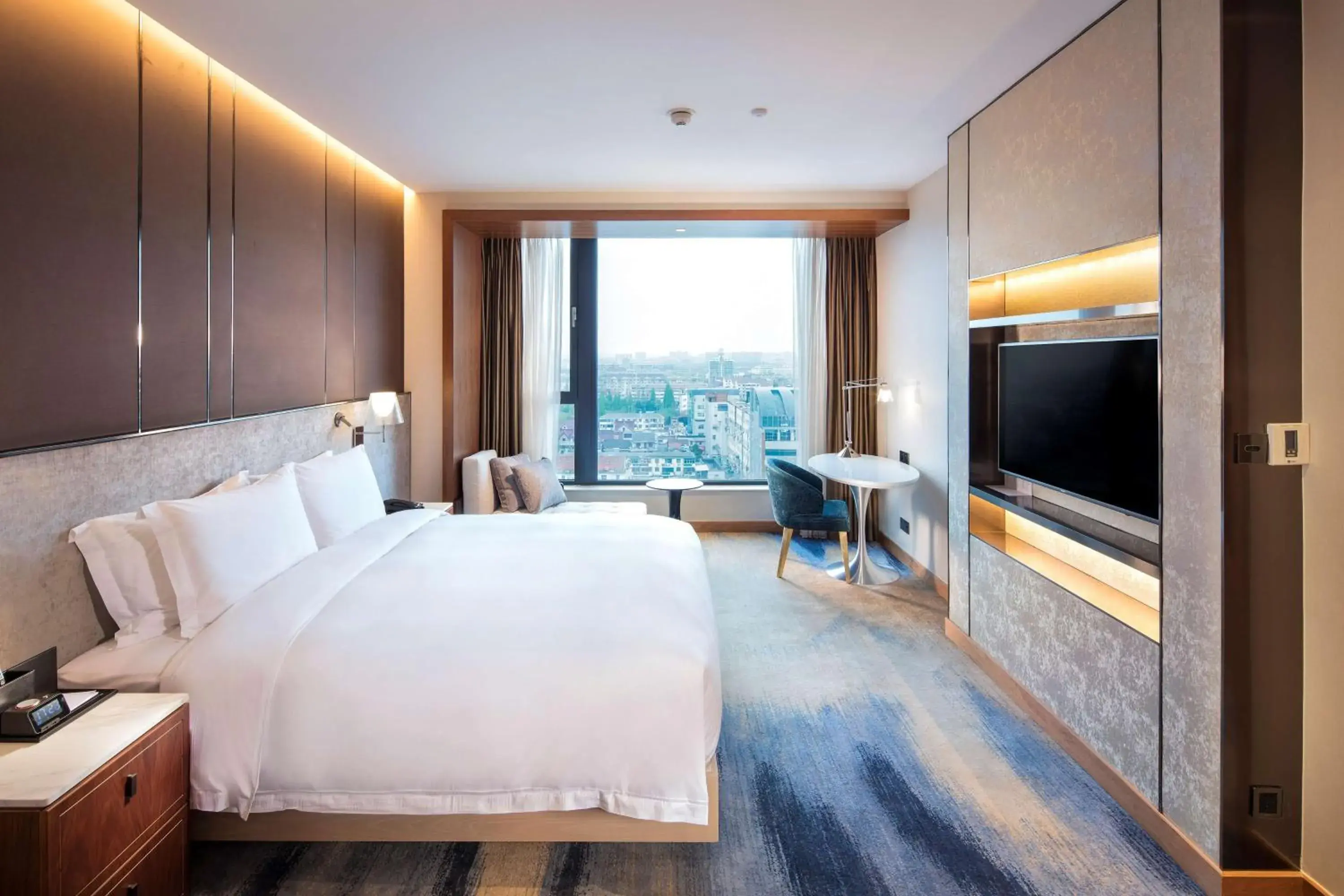 Bedroom in Hilton Garden Inn Shanghai Hongqiao
