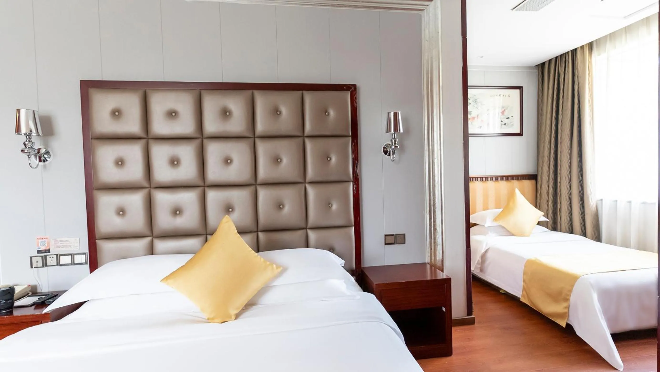 Bed in Guangzhou Shi Liu Hotel