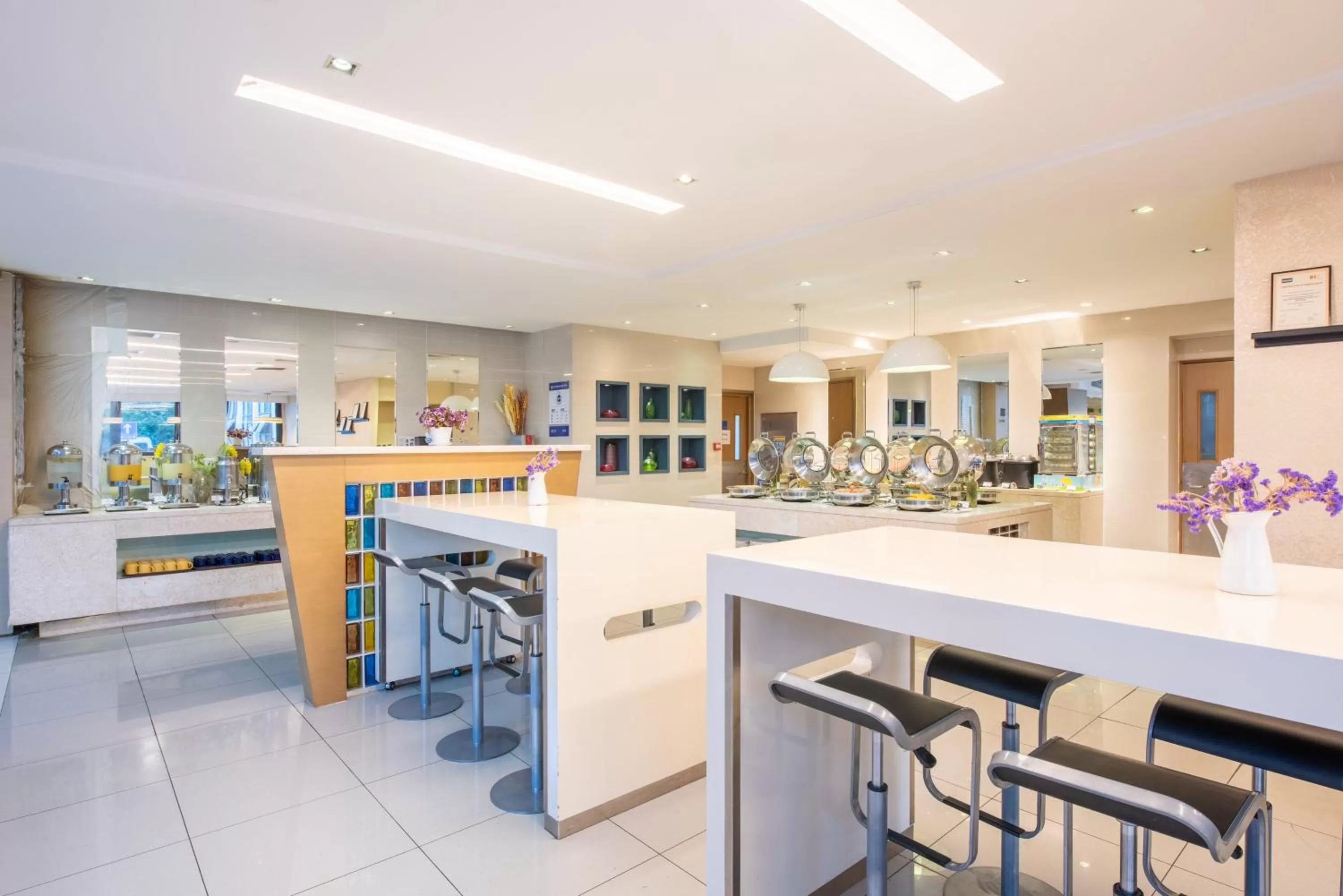 Breakfast in Holiday Inn Express Beijing Airport Zone, an IHG Hotel