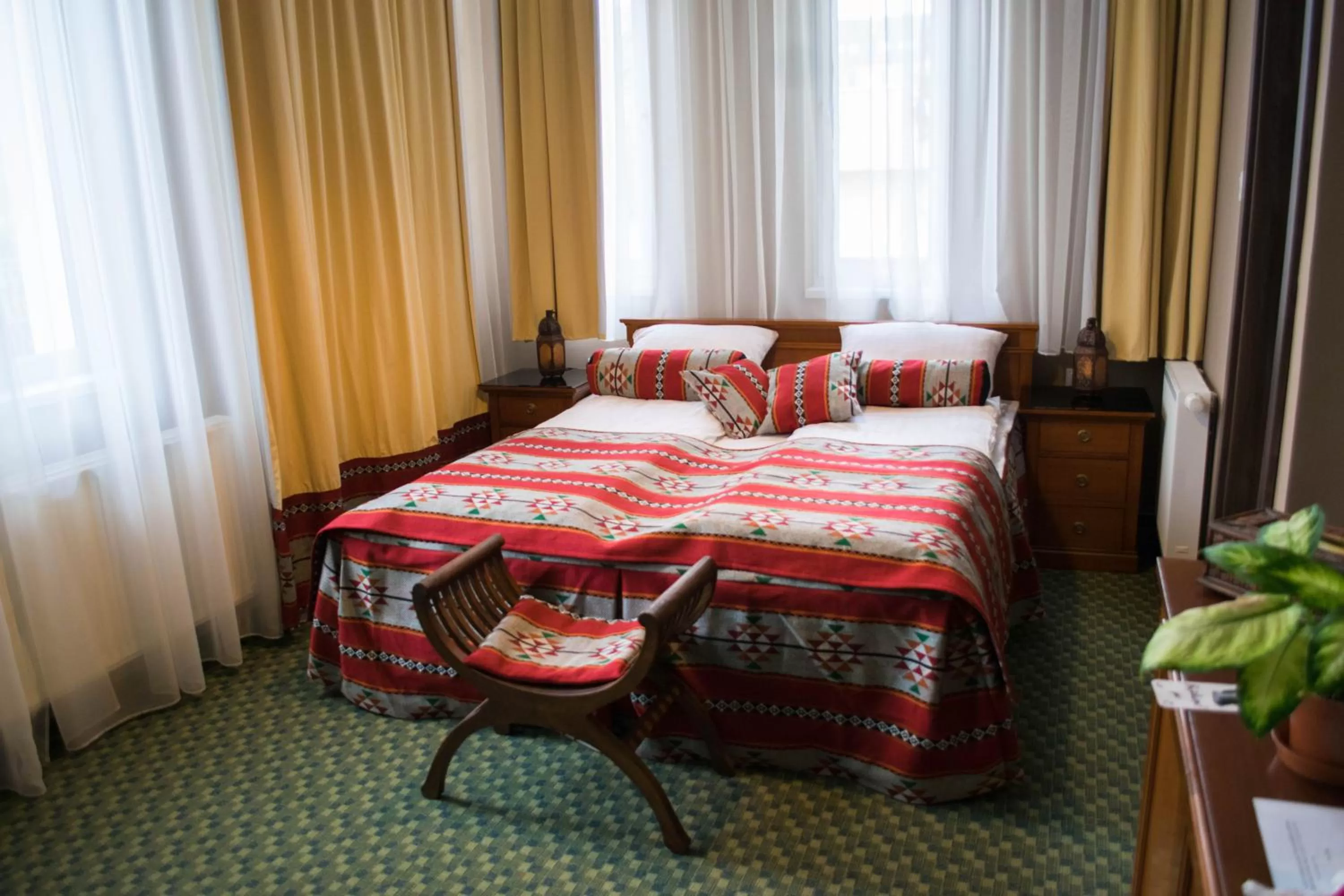 Bedroom, Bed in Petra Hotel