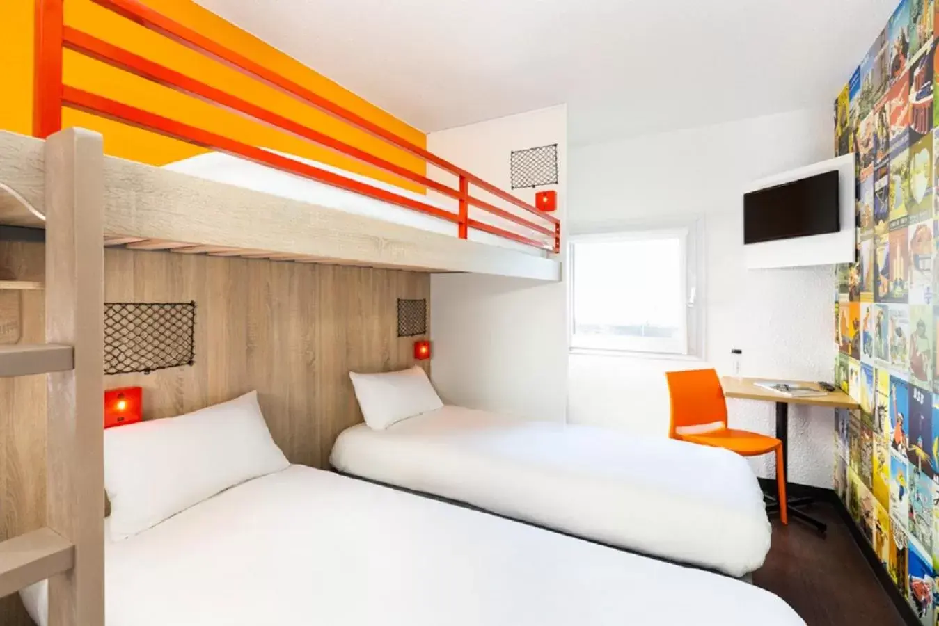 Bedroom, Bunk Bed in hotelF1 Fréjus Roquebrune sur Argens