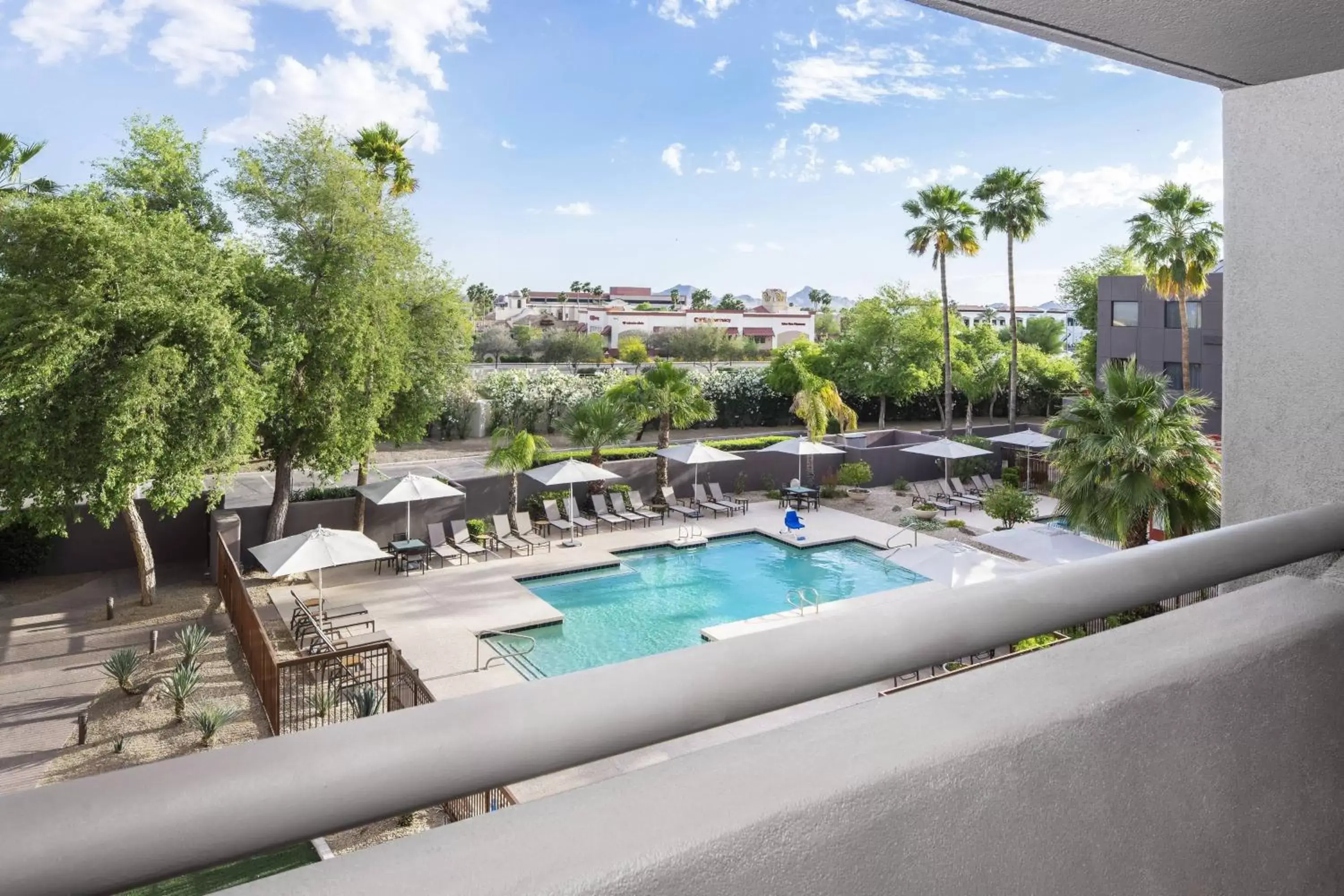 Swimming pool, Pool View in Courtyard Scottsdale North