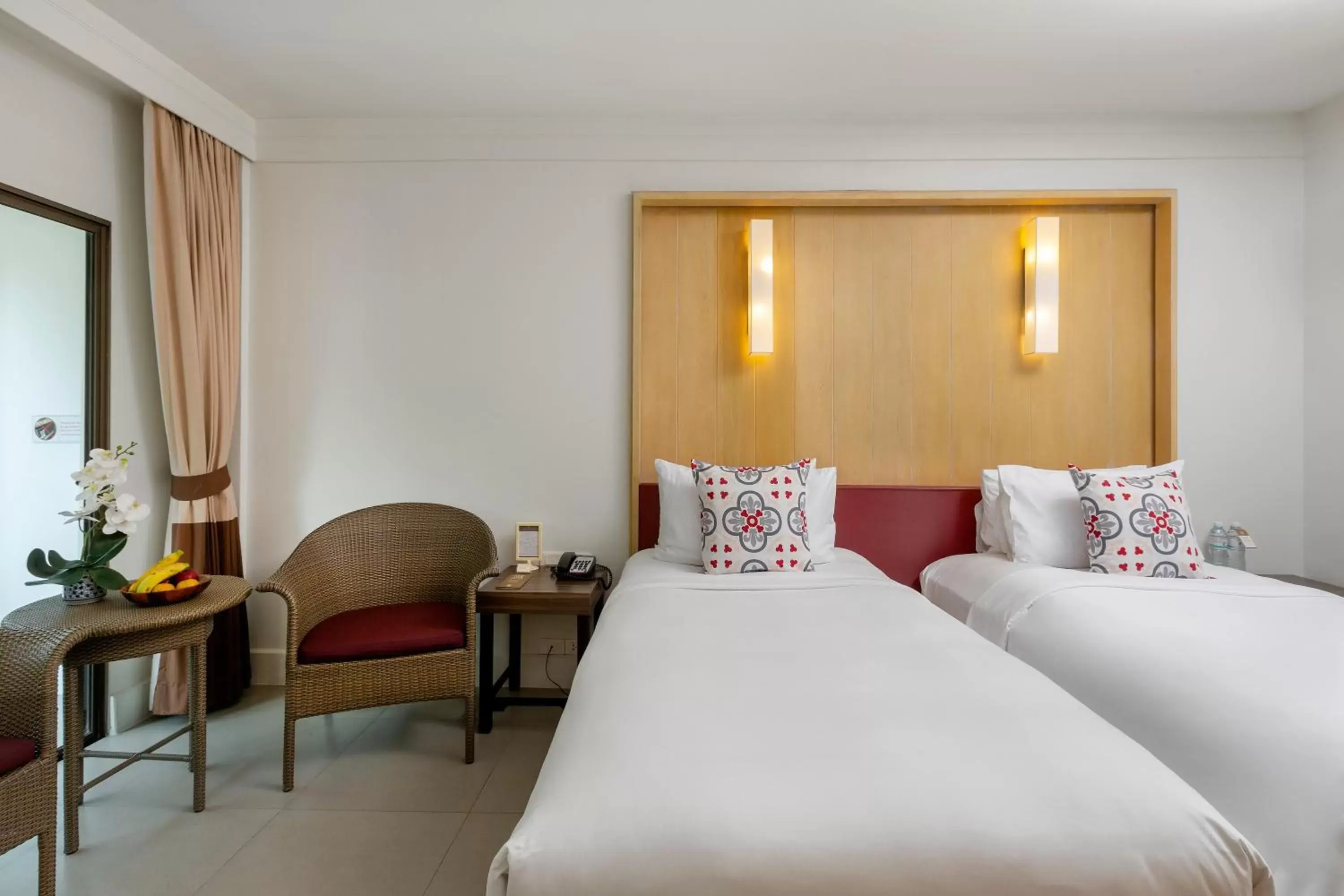 Bed in Sawaddi Patong Resort & Spa by Tolani - SHA Extra Plus