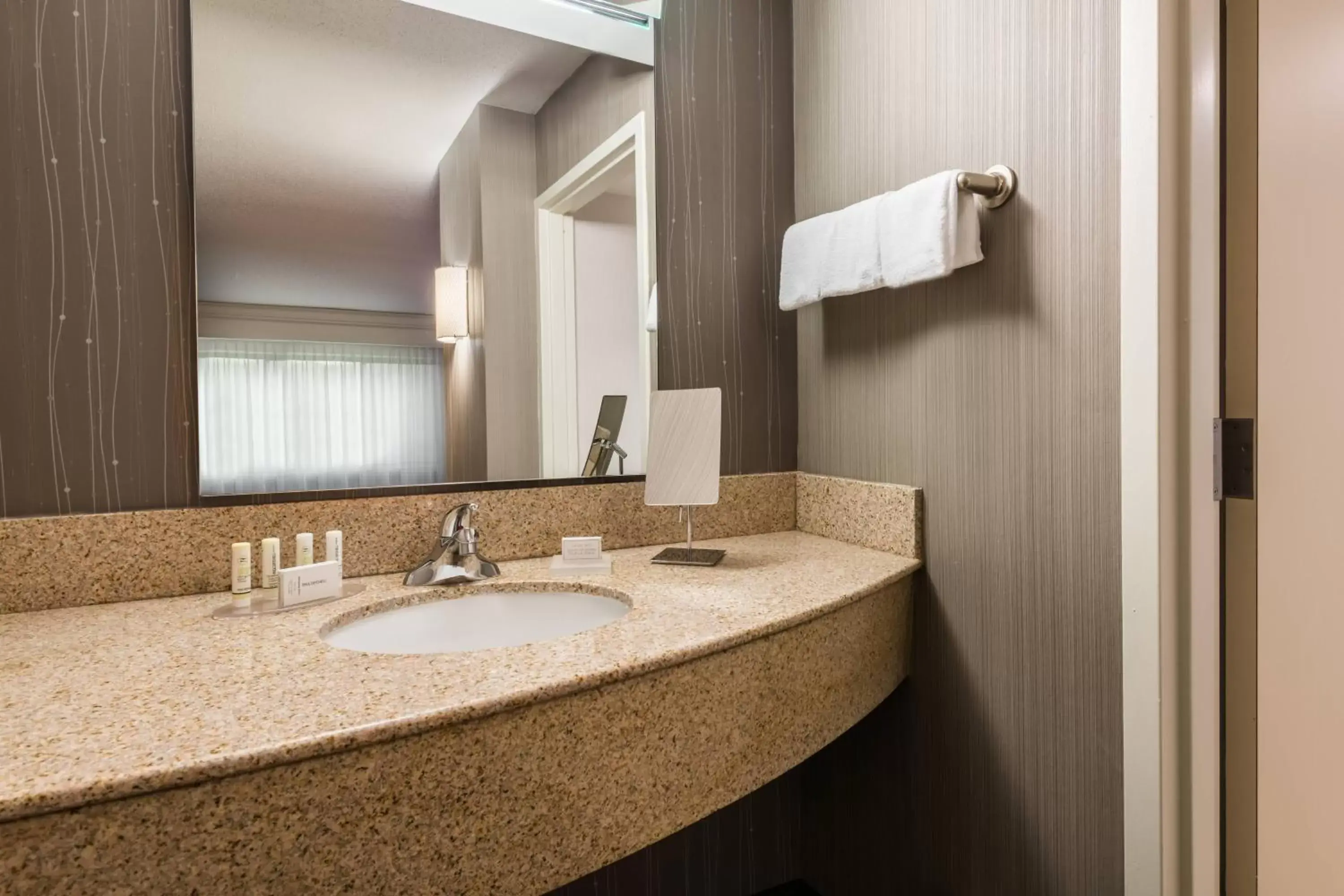 Bathroom in Courtyard by Marriott Providence Lincoln