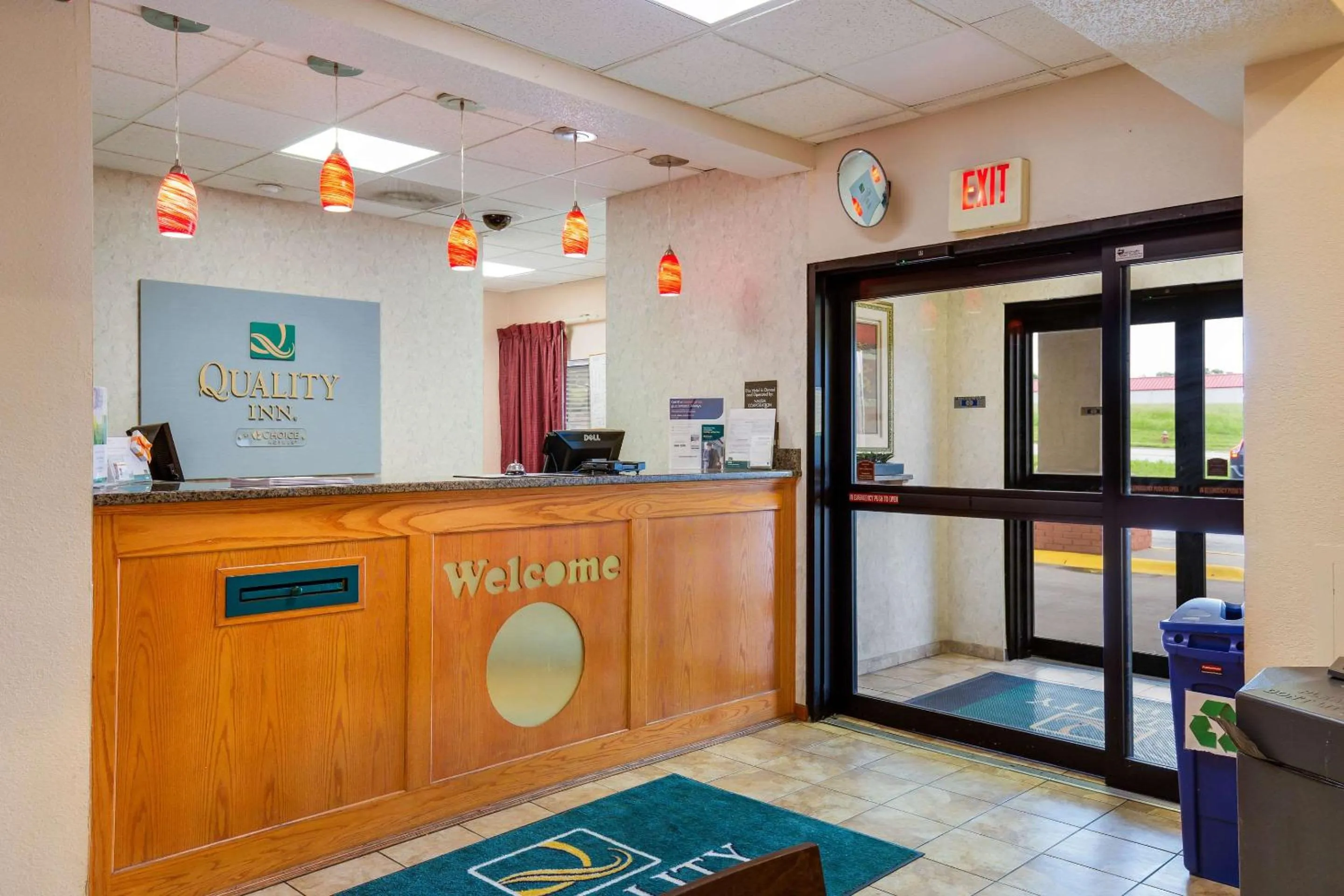Lobby or reception in Quality Inn I-70 Near Kansas Speedway