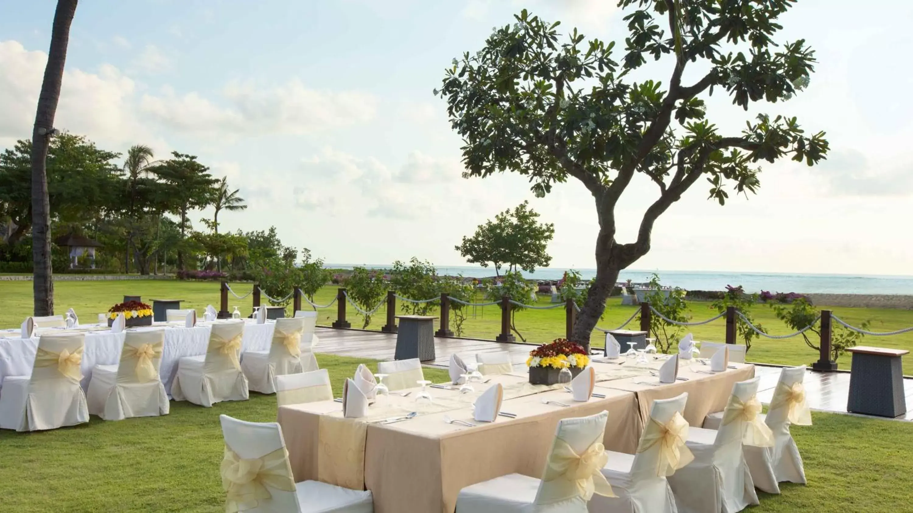 Restaurant/places to eat, Banquet Facilities in Holiday Inn Resort Baruna Bali, an IHG Hotel - CHSE Certified