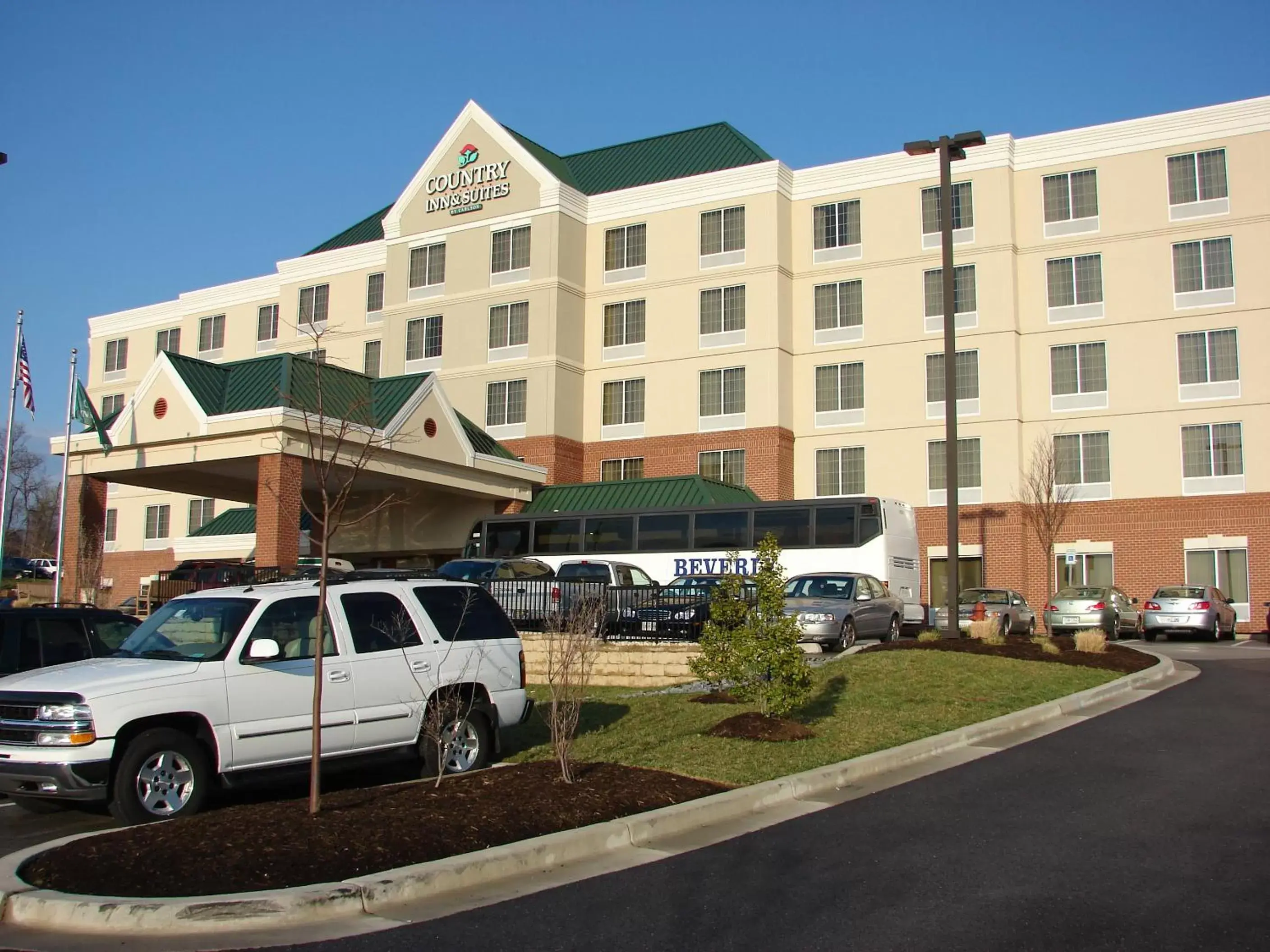 Facade/entrance, Property Building in Country Inn & Suites by Radisson, BWI Airport (Baltimore), MD