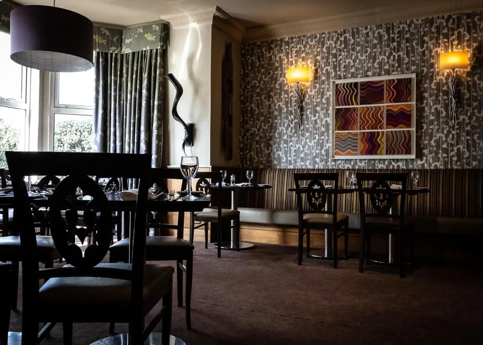Restaurant/Places to Eat in Beaufort Hotel