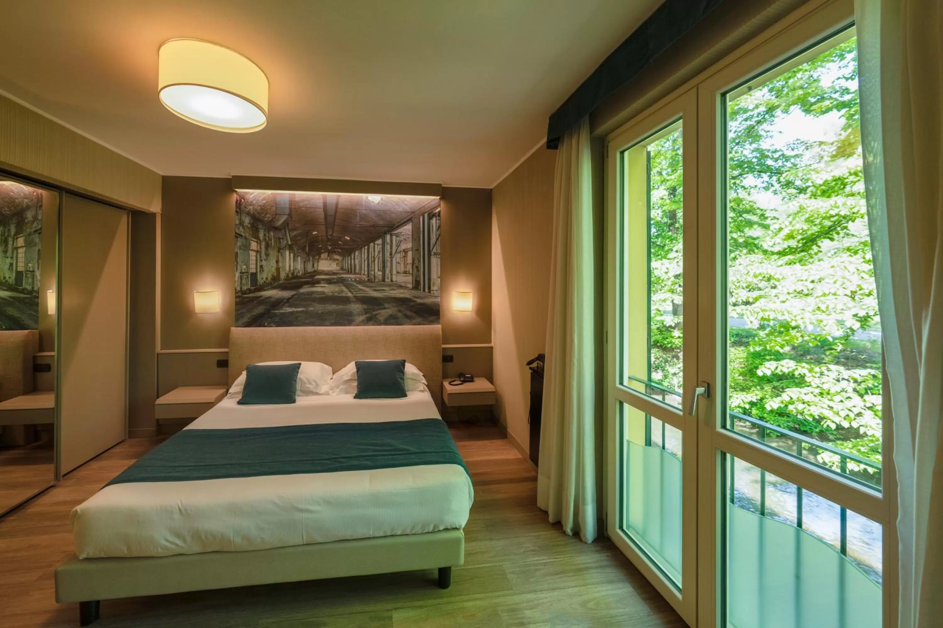 Photo of the whole room, Bed in La Casa del Mulino