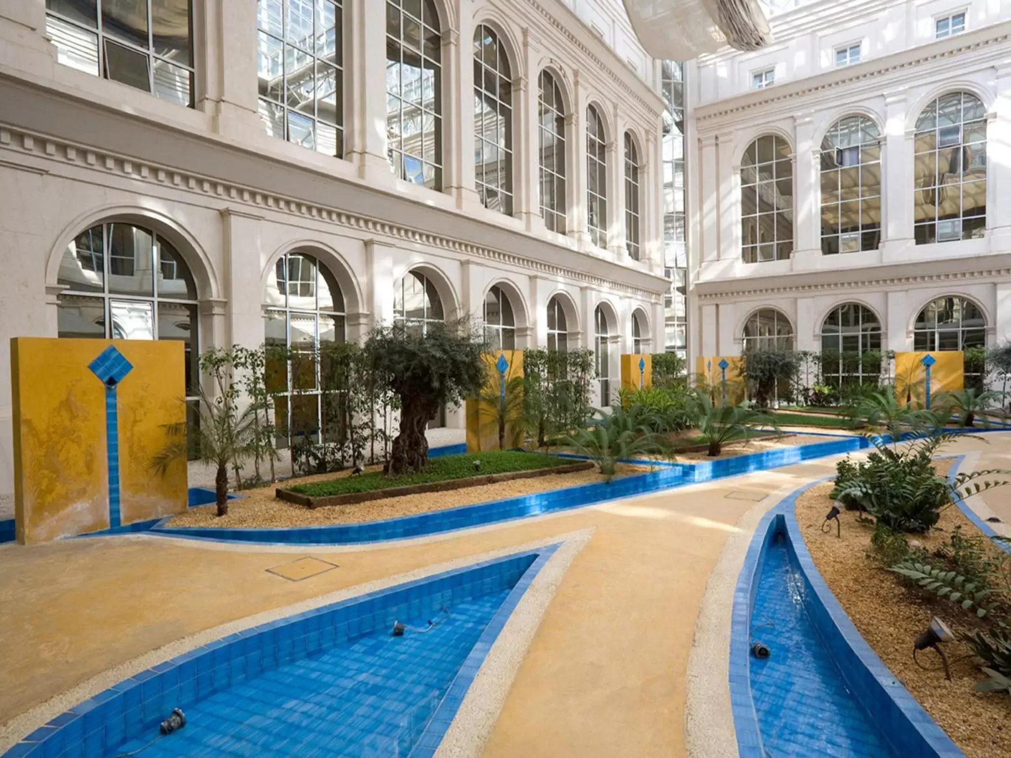 Facade/entrance, Swimming Pool in Silken Al-Andalus Palace