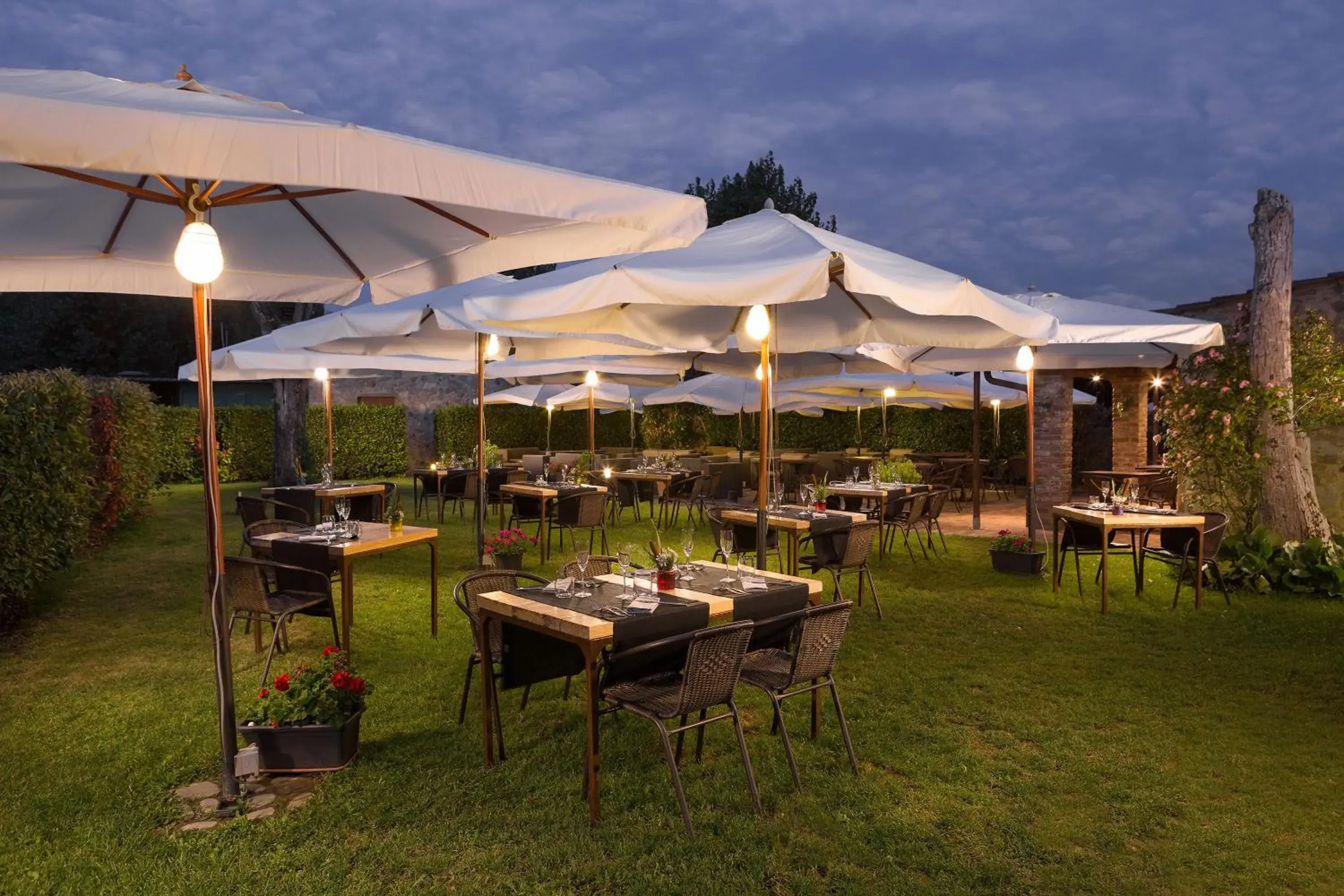 Restaurant/Places to Eat in Hotel Le Capanne