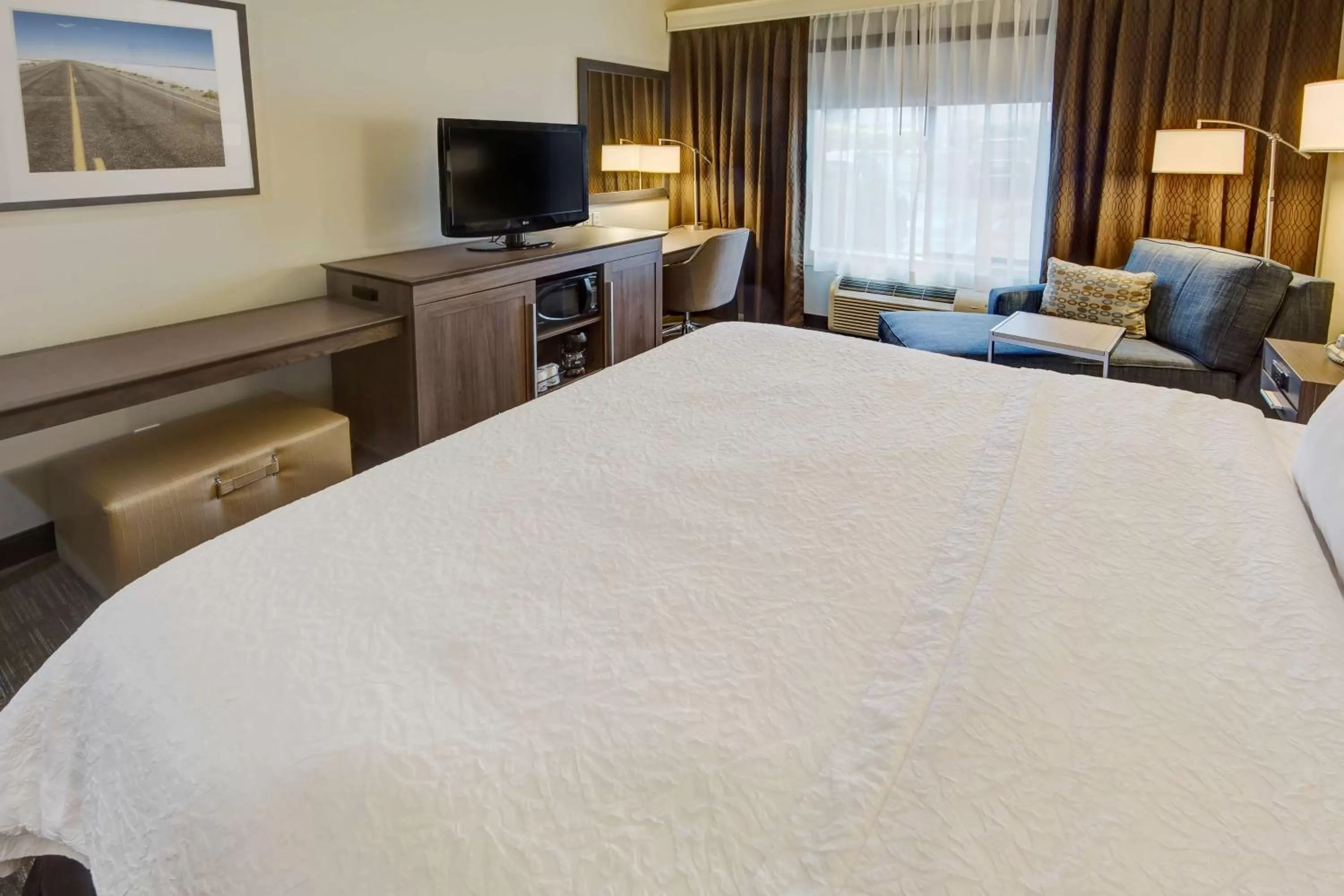 Bed in Hampton Inn Salt Lake City-Layton