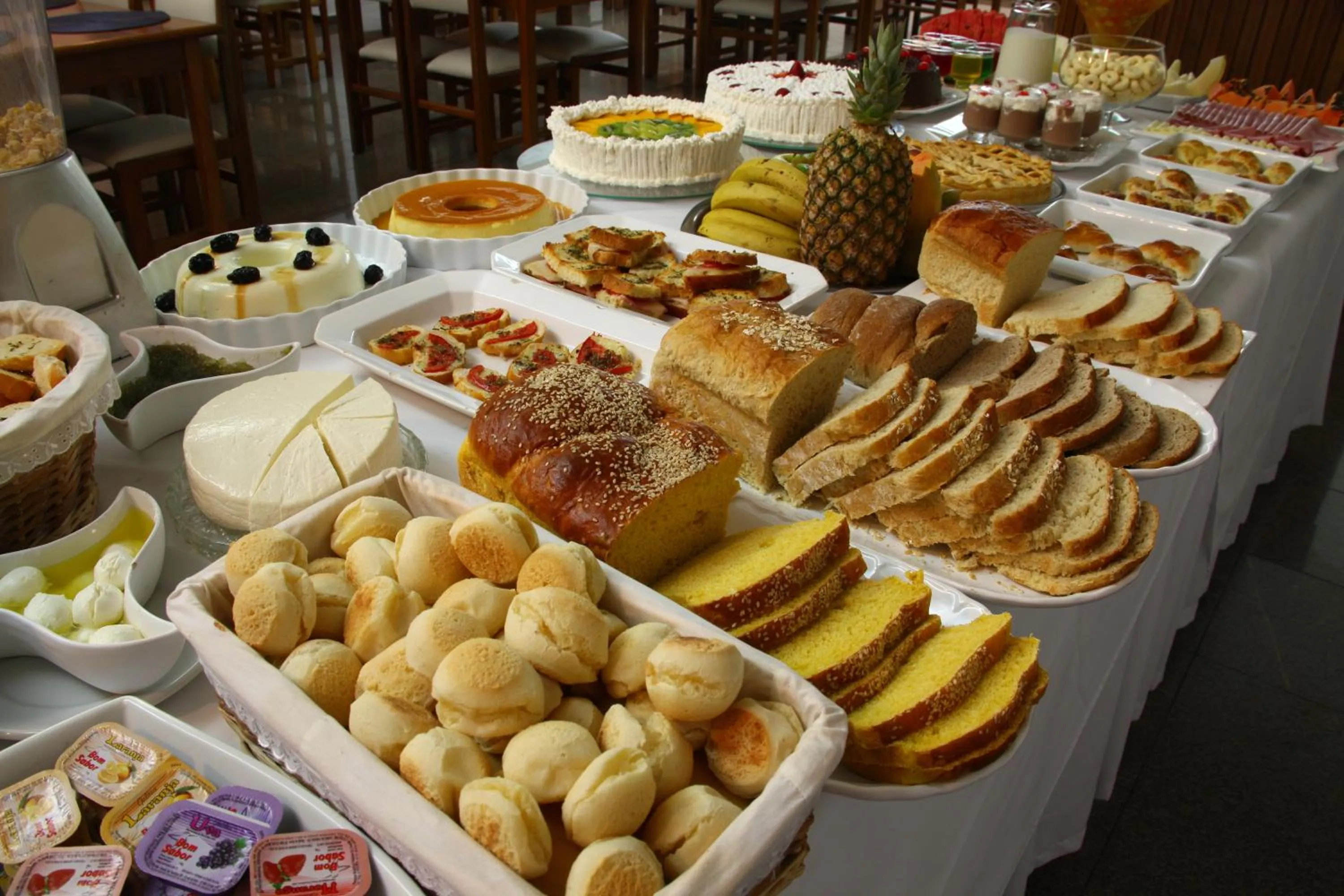 Food in Hotel Kehdi Plaza