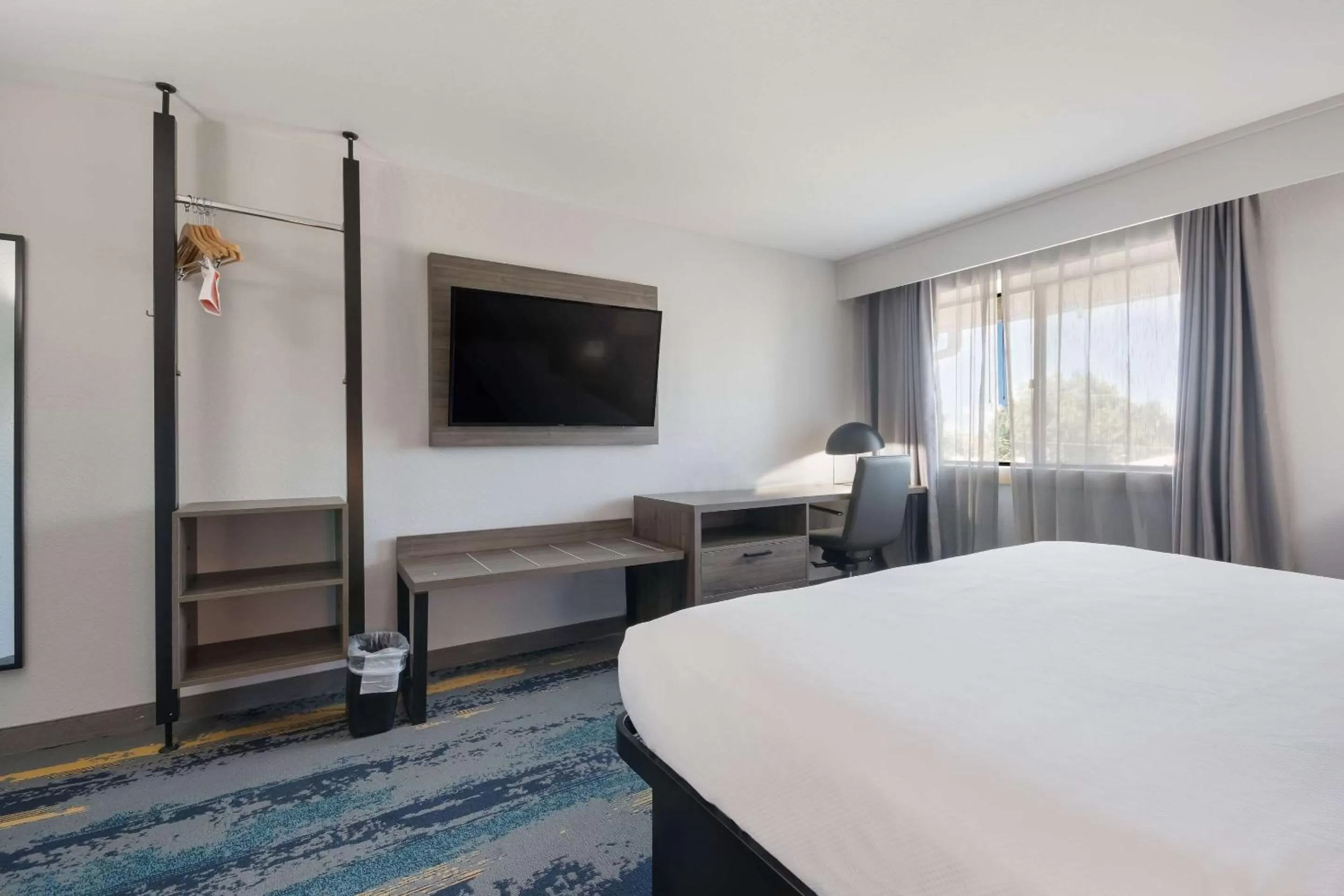 Bedroom, Bed in Clarion Pointe OKC Airport