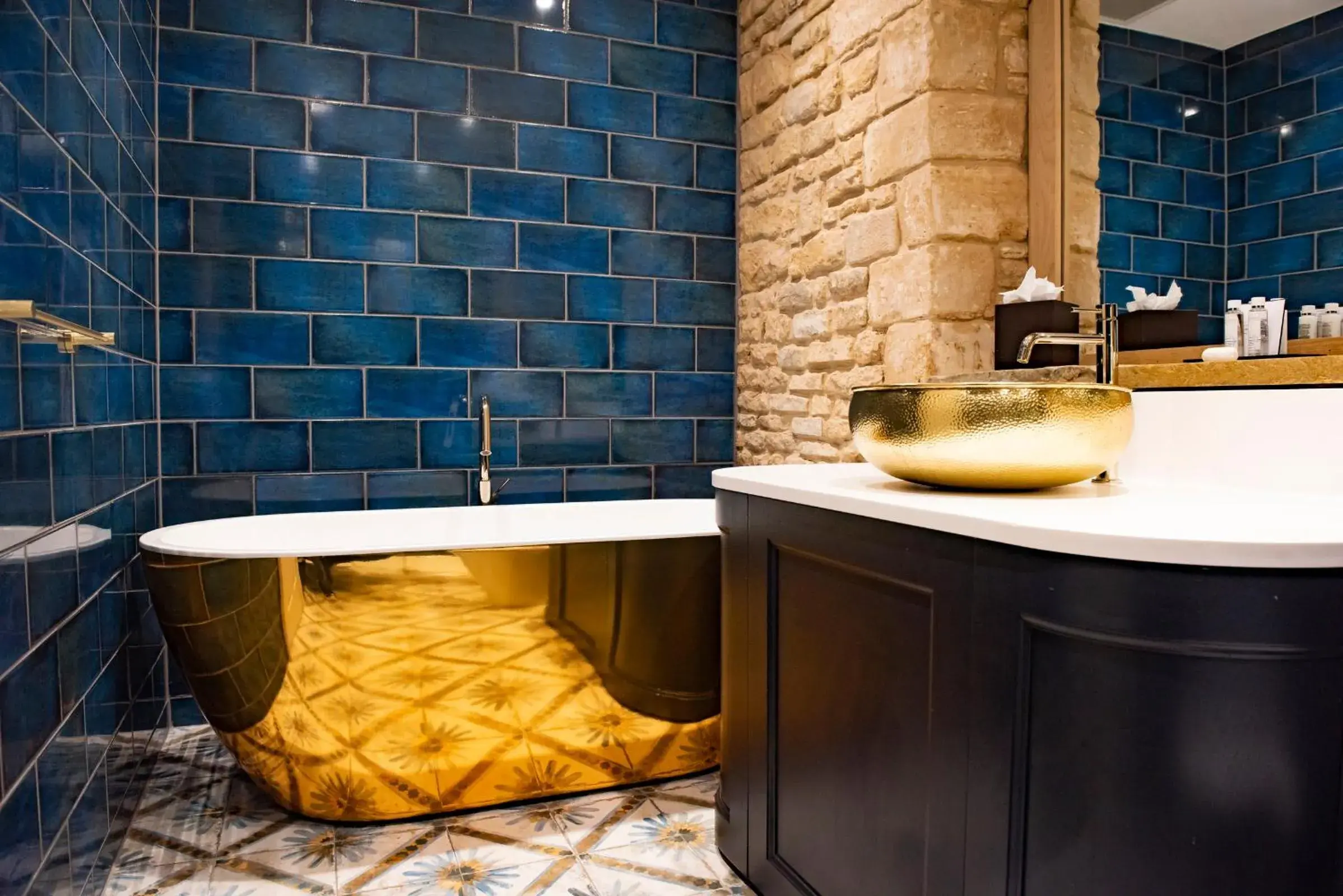 Bathroom in The Haycock Manor Hotel