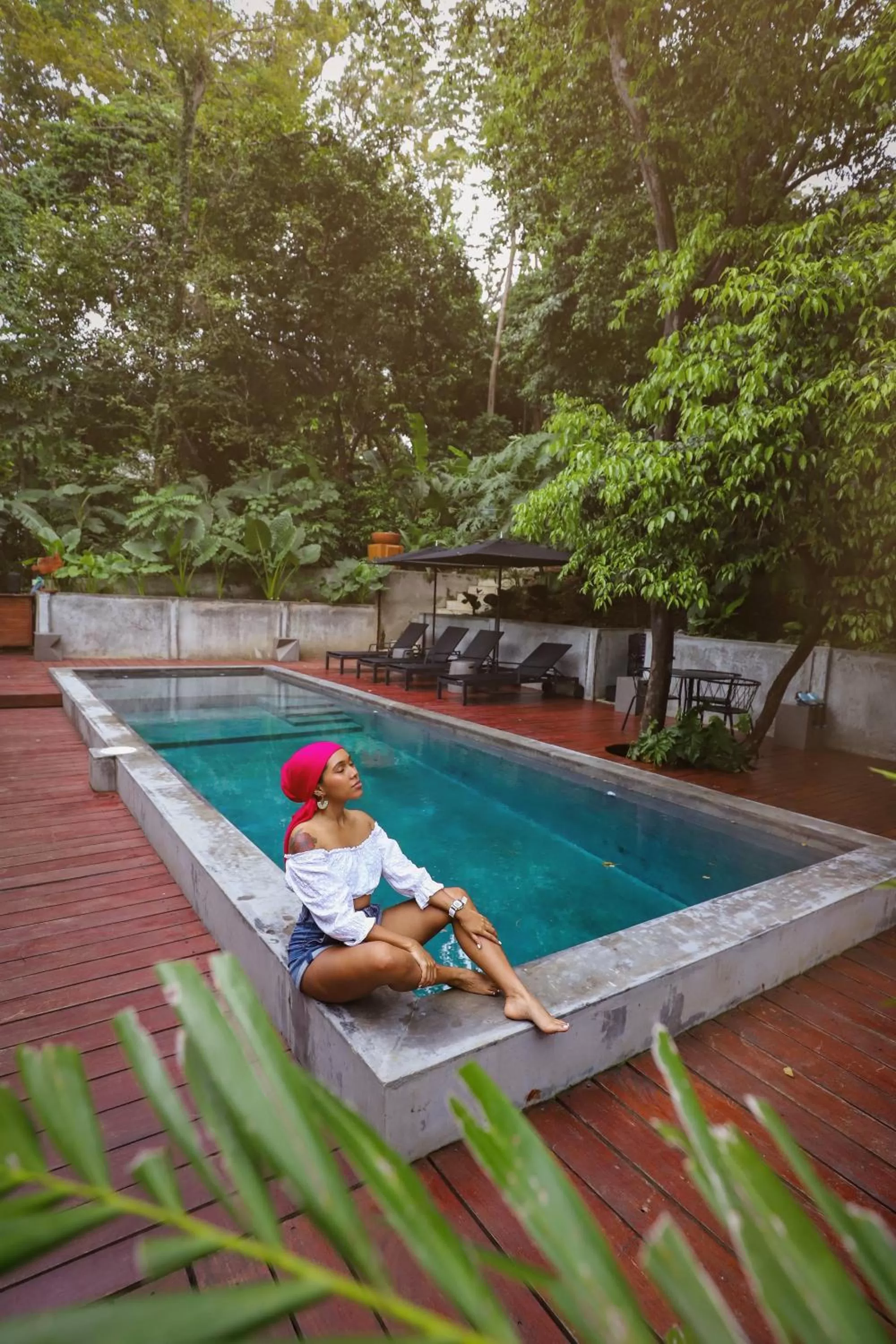 People in Saboga Lodge