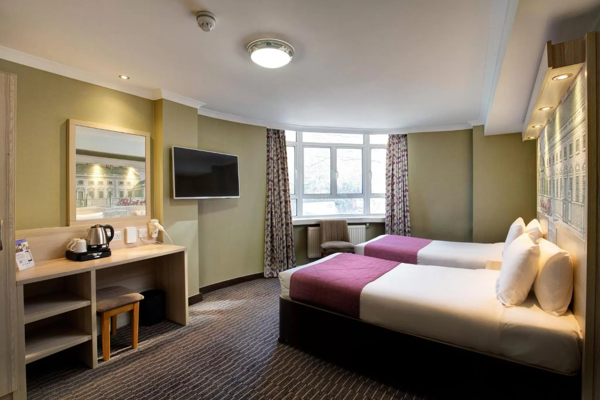 Photo of the whole room, Bed in President Hotel