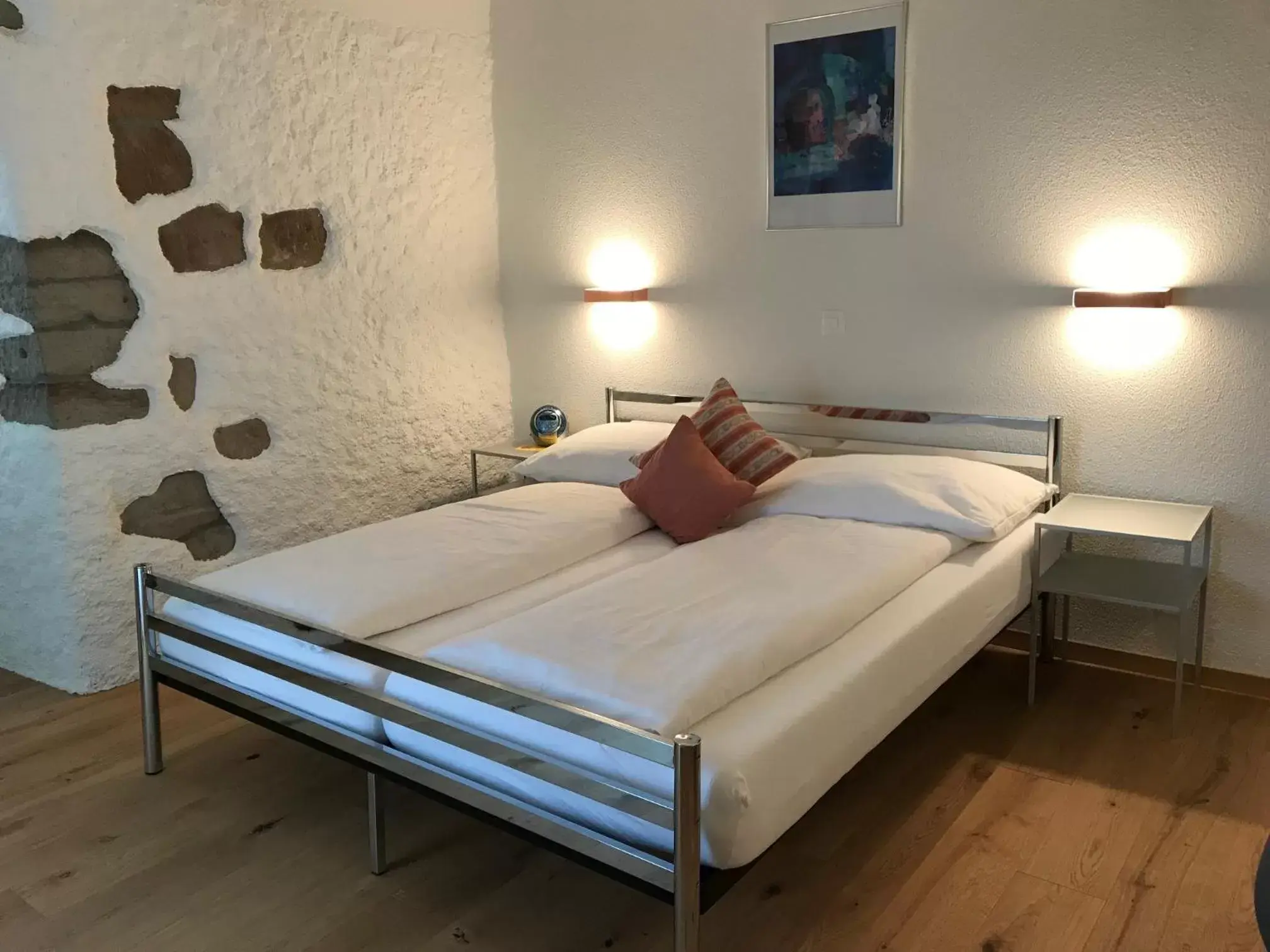 Photo of the whole room, Bed in Hotel Murtenhof & Krone