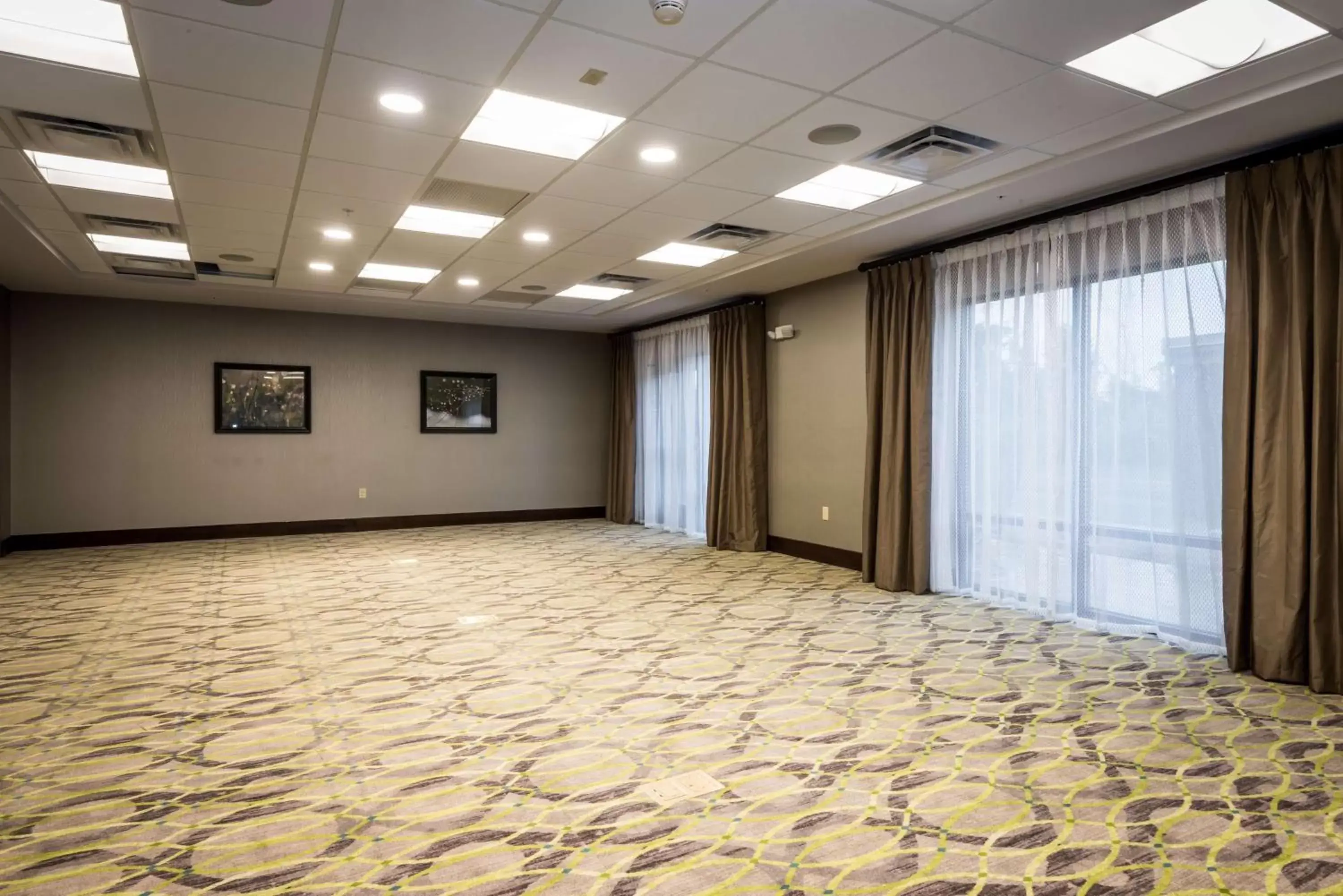 Meeting/conference room in Hampton Inn & Suites By Hilton Hammond, In