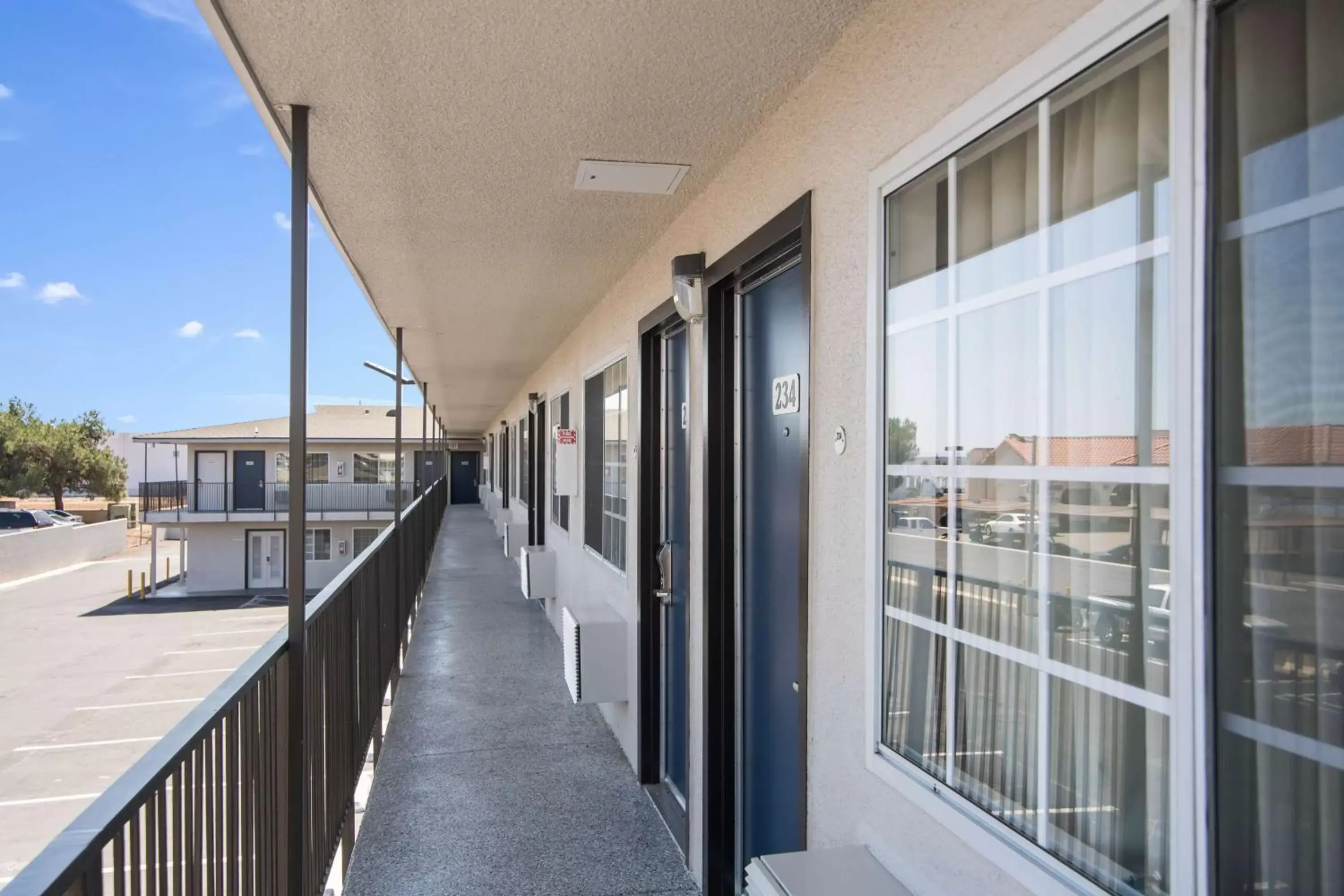 Property building, Balcony/Terrace in Motel 6-Moreno Valley, CA - Perris