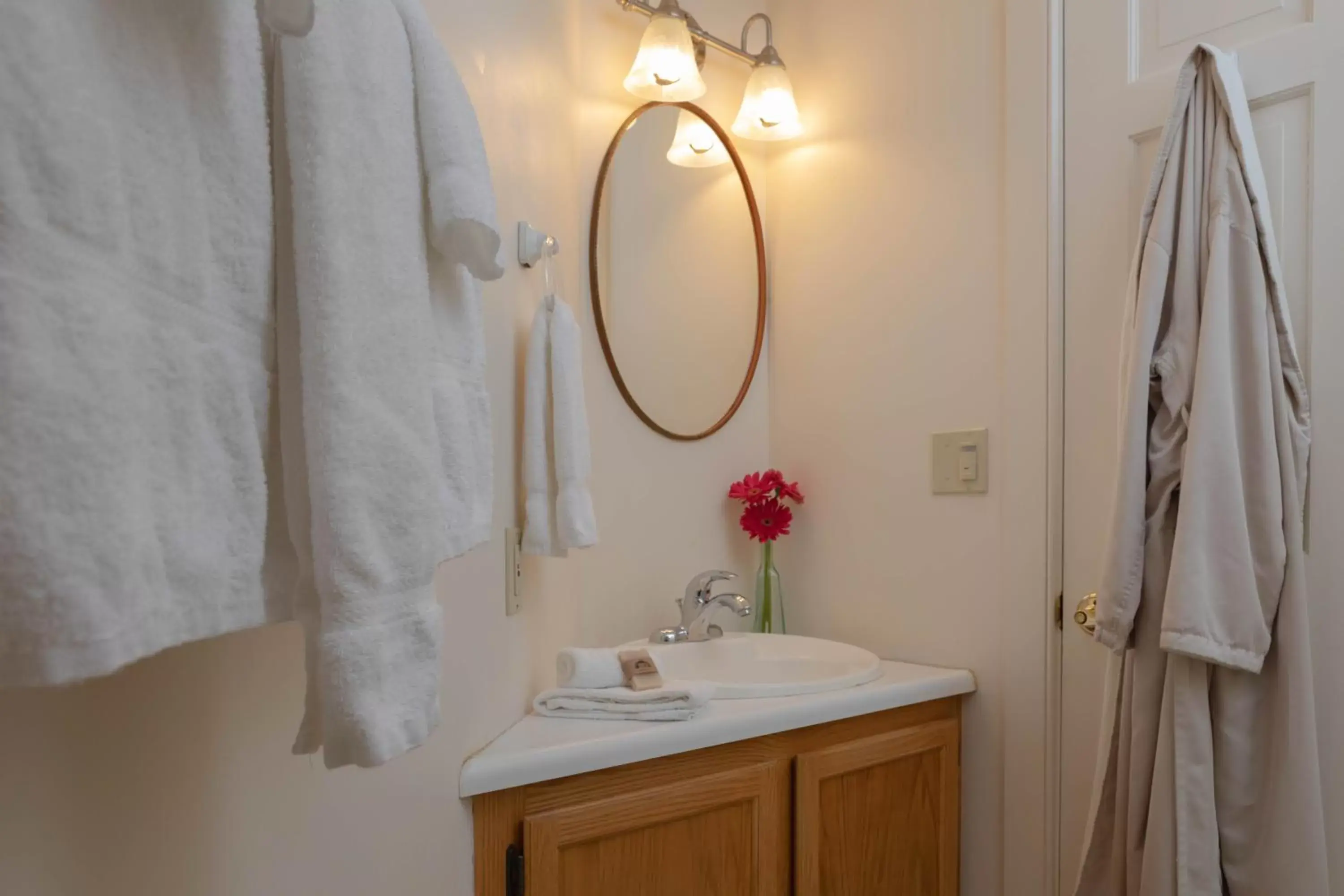 Bathroom in Maple Hill Farm Inn