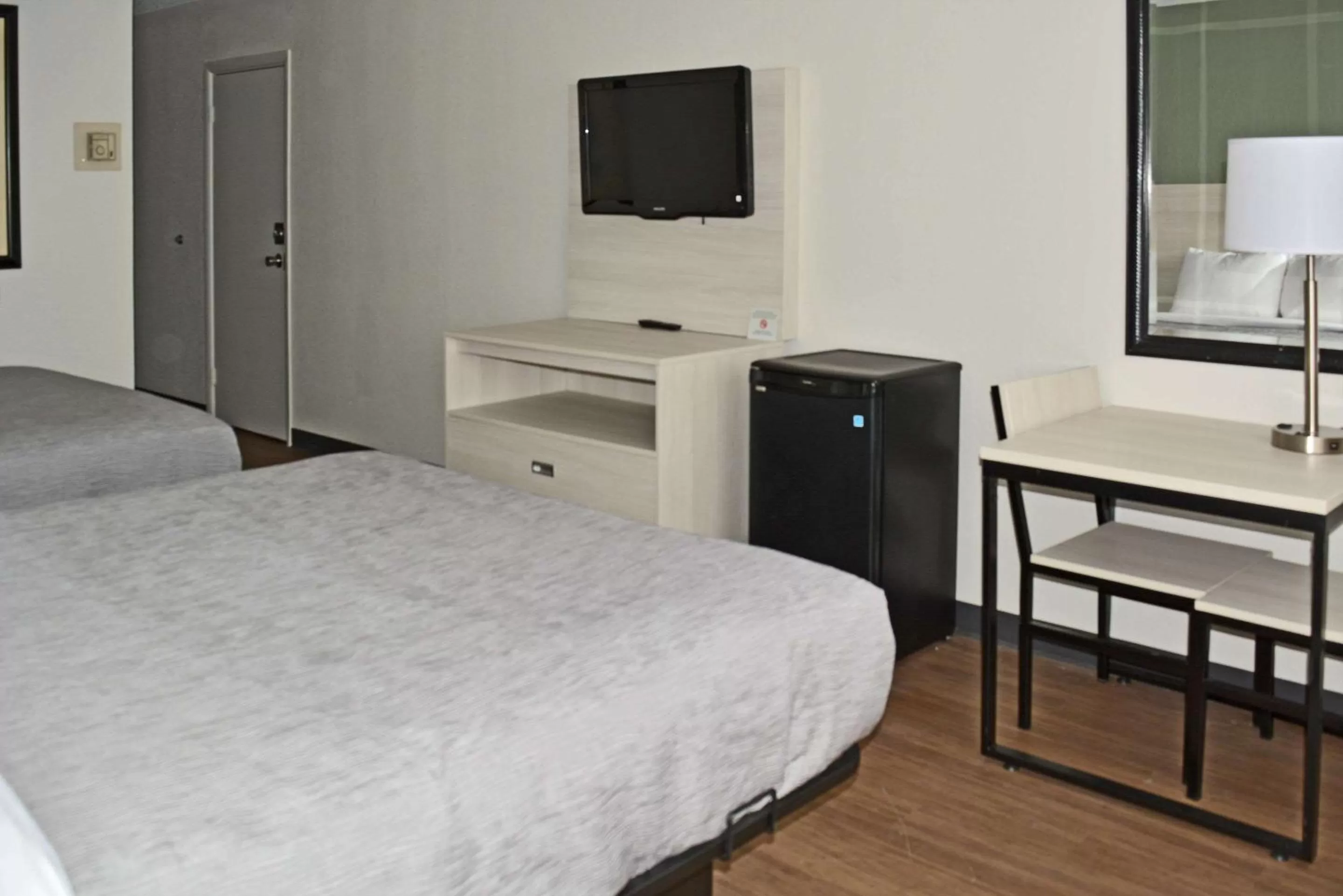 Bedroom, Bed in Quality Inn & Suites East Syracuse - Carrier Circle