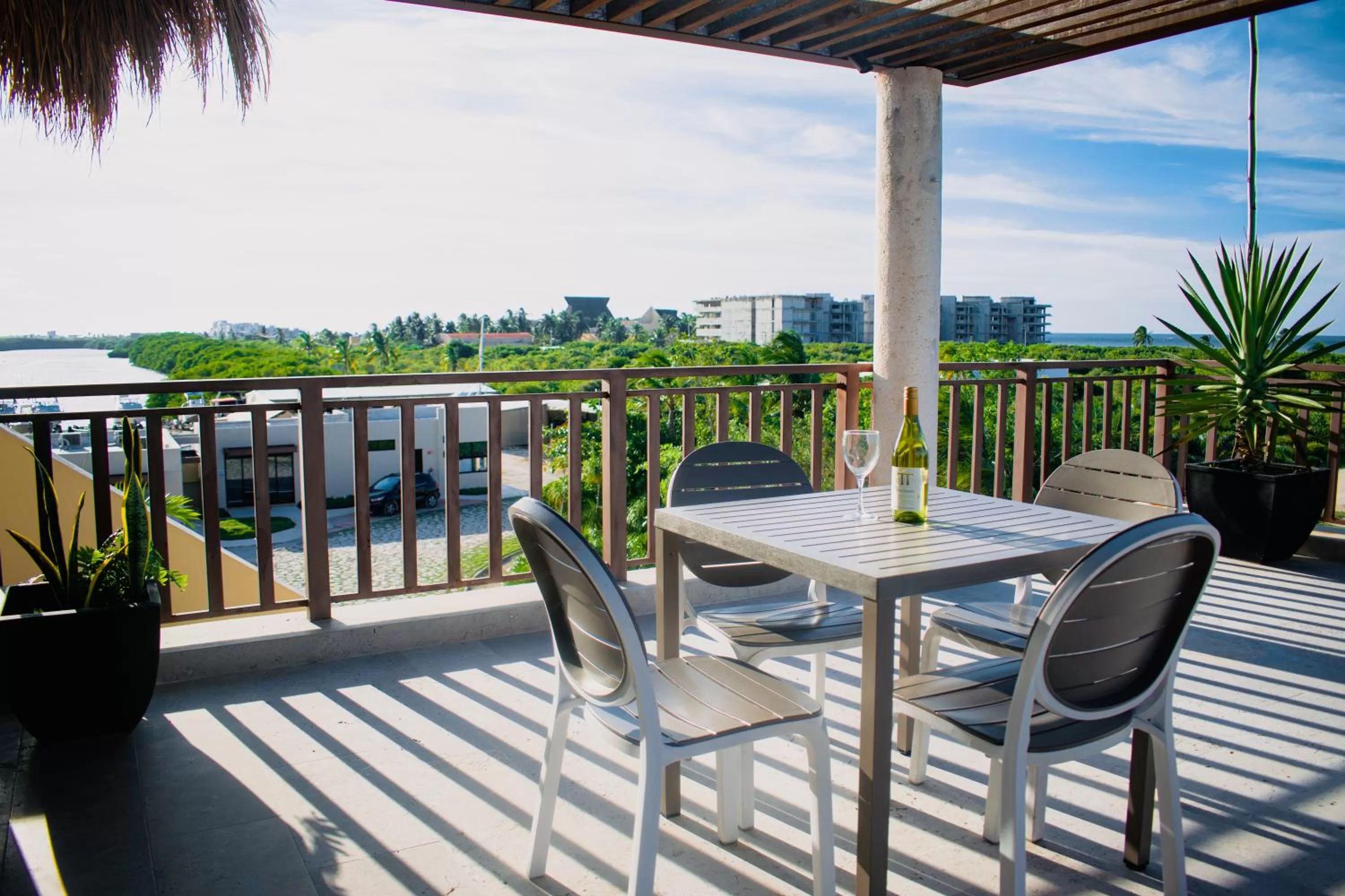 Balcony/Terrace in Villas Grand Marina Kinuh