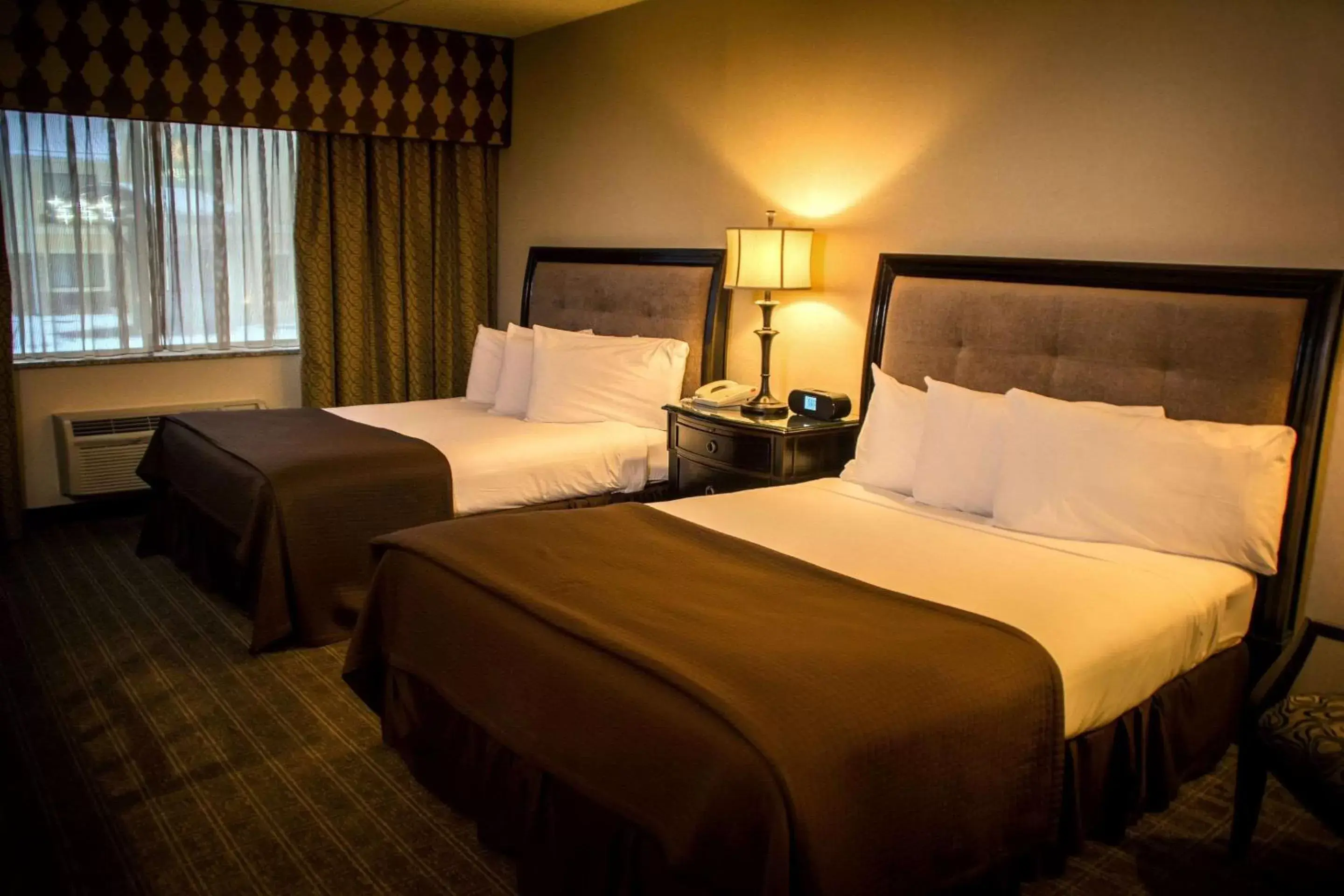 Photo of the whole room, Bed in Garden Place Hotel Photo of the whole room, Bed in Garden Place Hotel