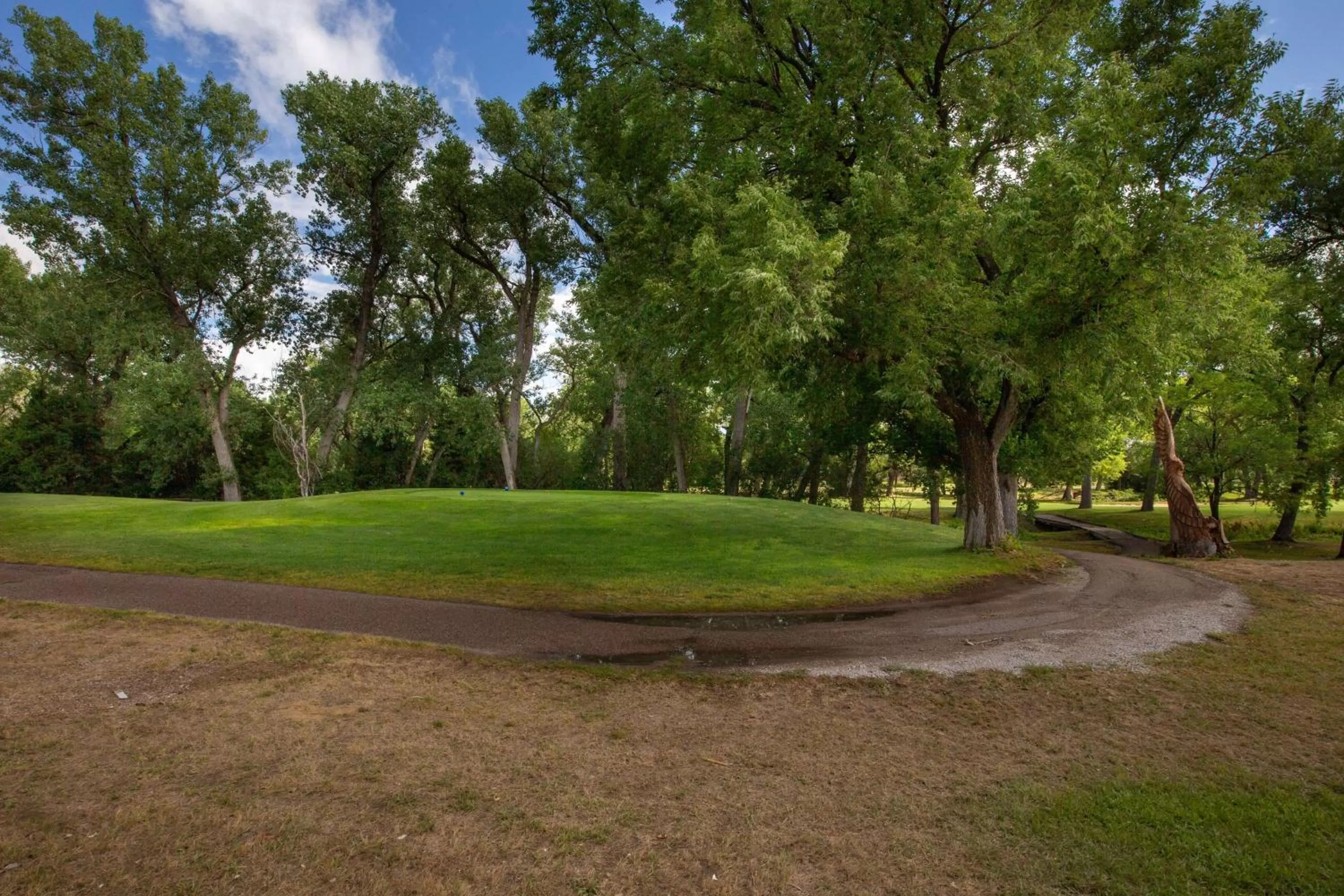 Property building in Studio 6 North Platte, NE - East