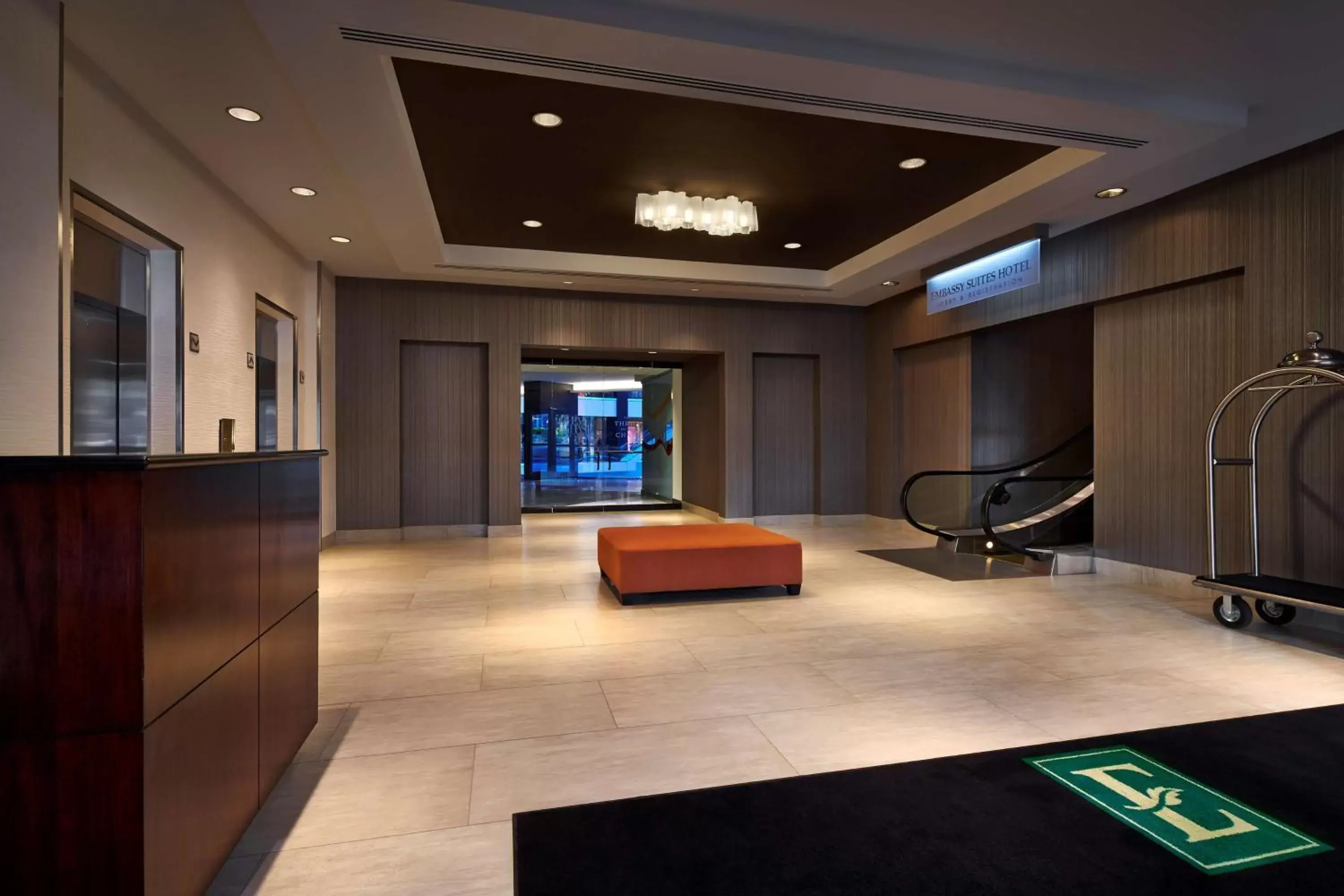 Lobby or reception in Embassy Suites by Hilton Washington DC Chevy Chase Pavilion