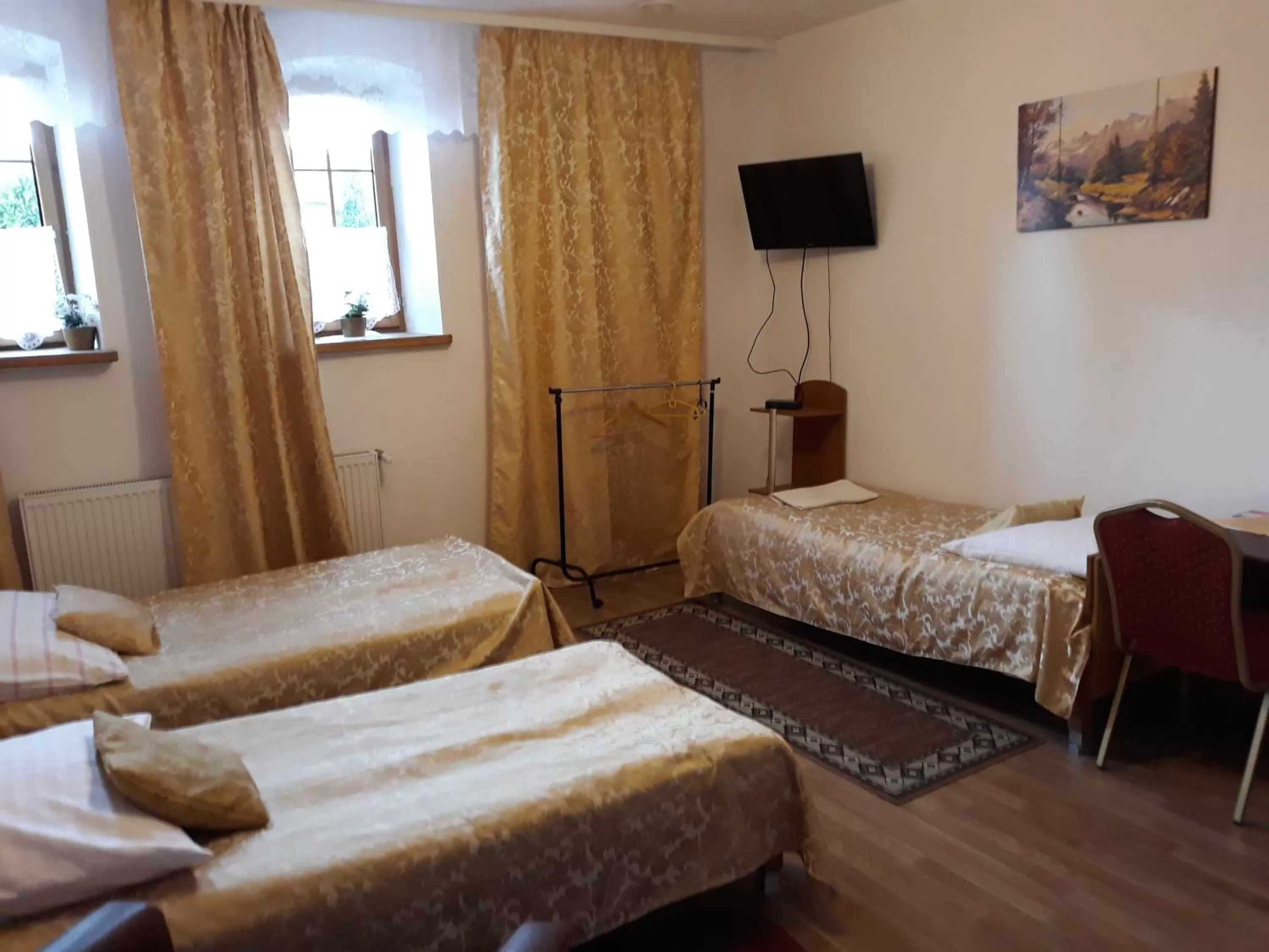 Bed in Zajazd Eljan-Centrum Noclegowe