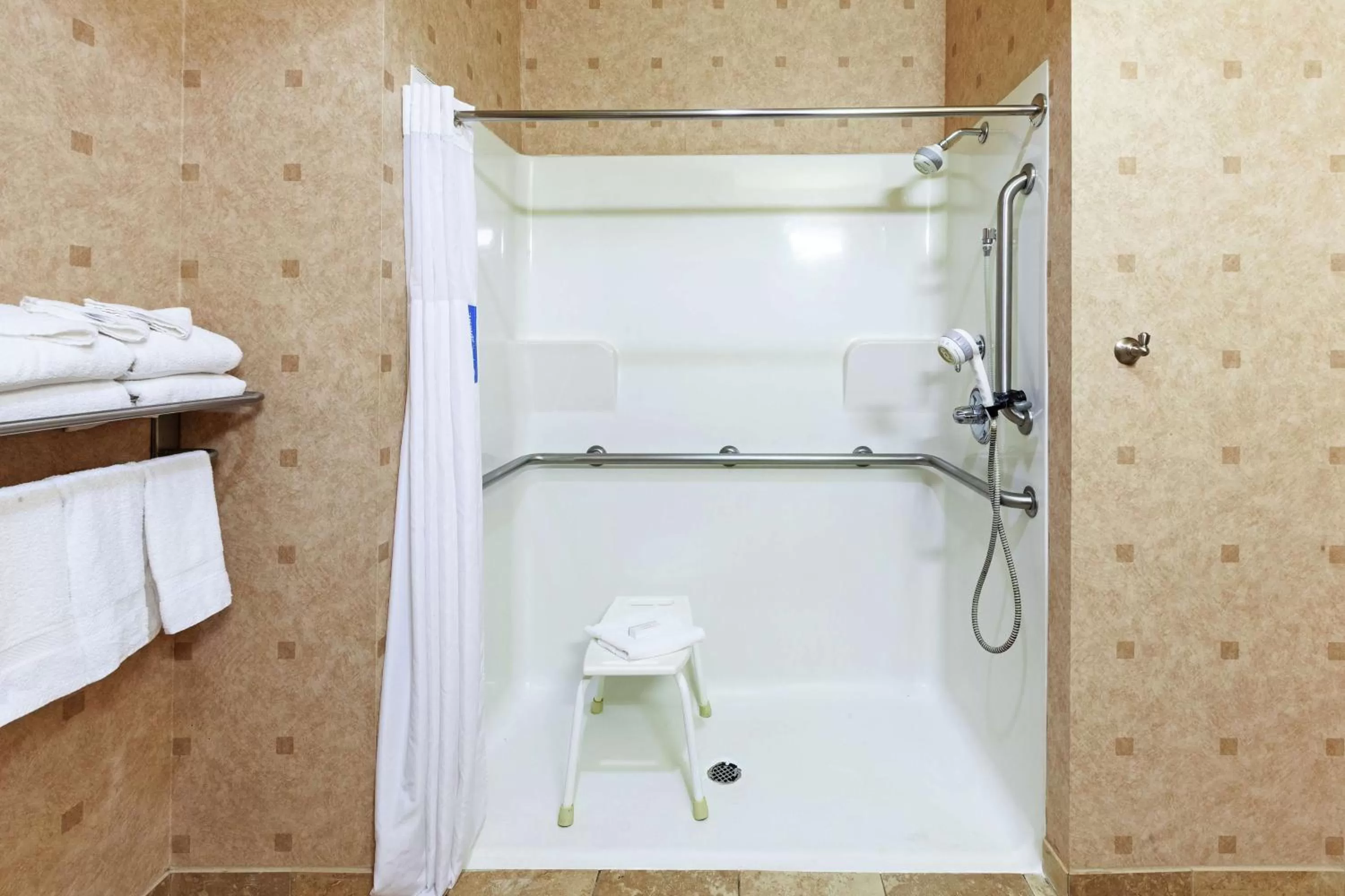 Bathroom in Hampton Inn & Suites Owasso