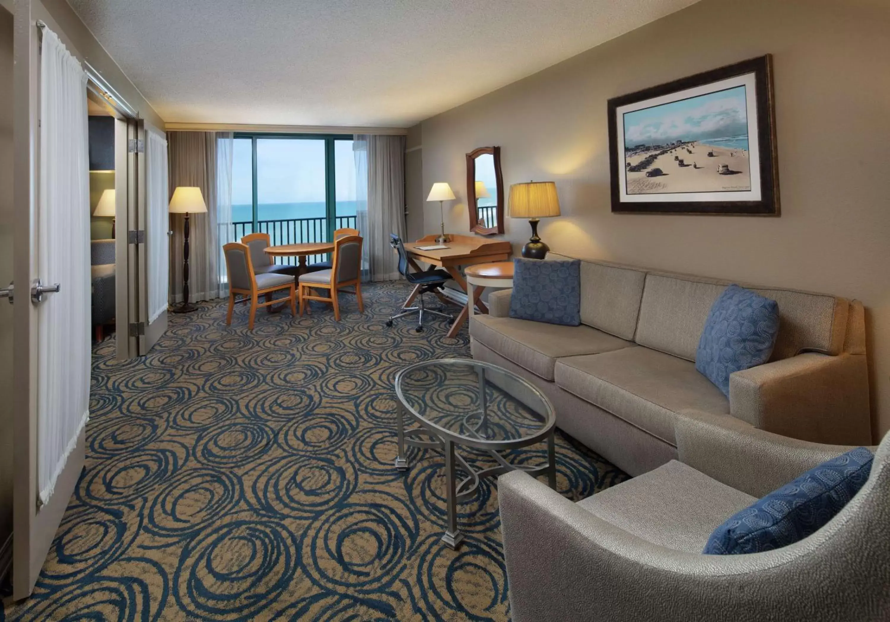 Bedroom, Seating Area in Hilton Daytona Beach Resort