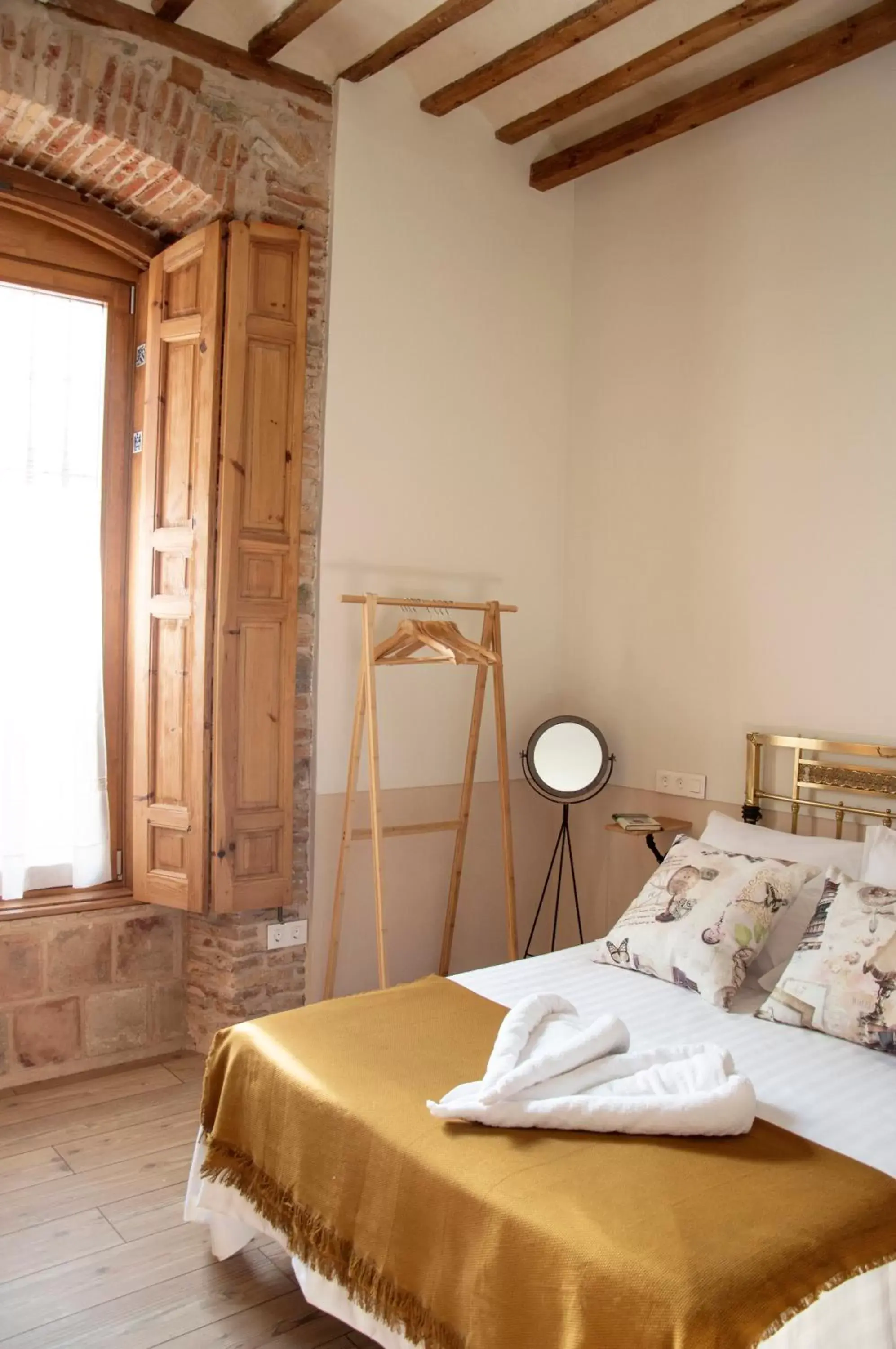 Bedroom, Bed in La Casa del Médico Hostería Rural