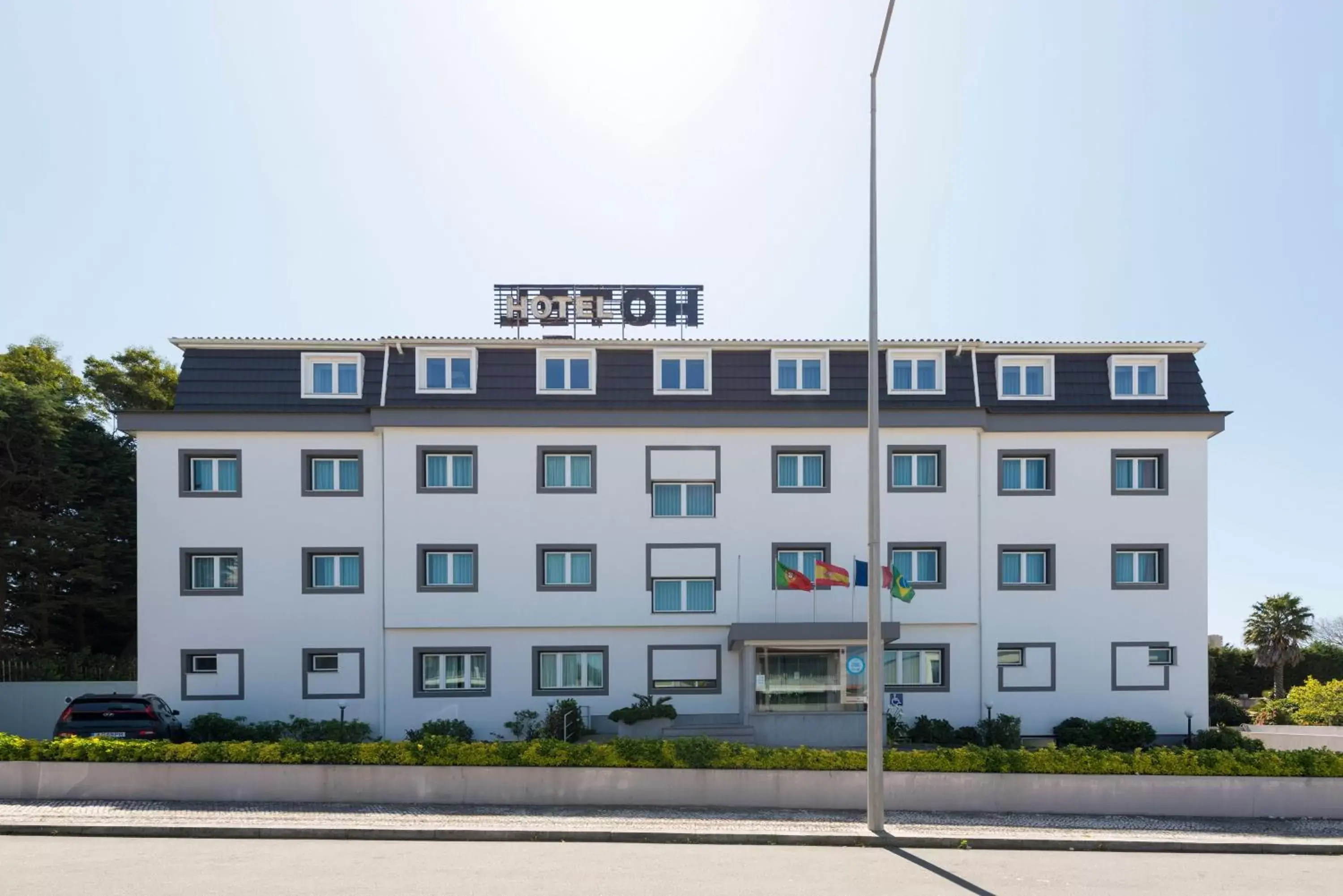 Property building in Varzinn Hotel Property building in Varzinn Hotel