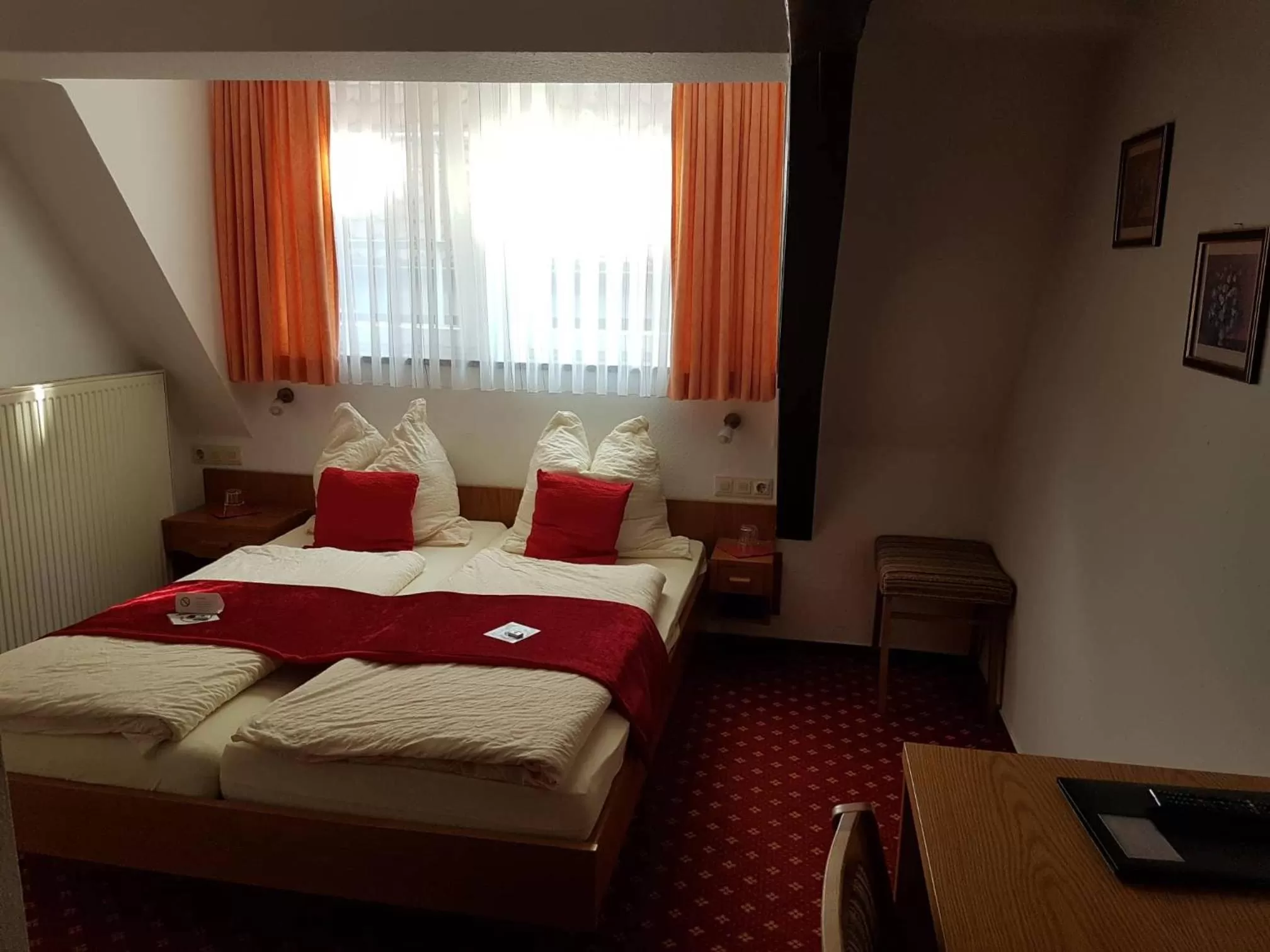 Bed in Hotel Traube