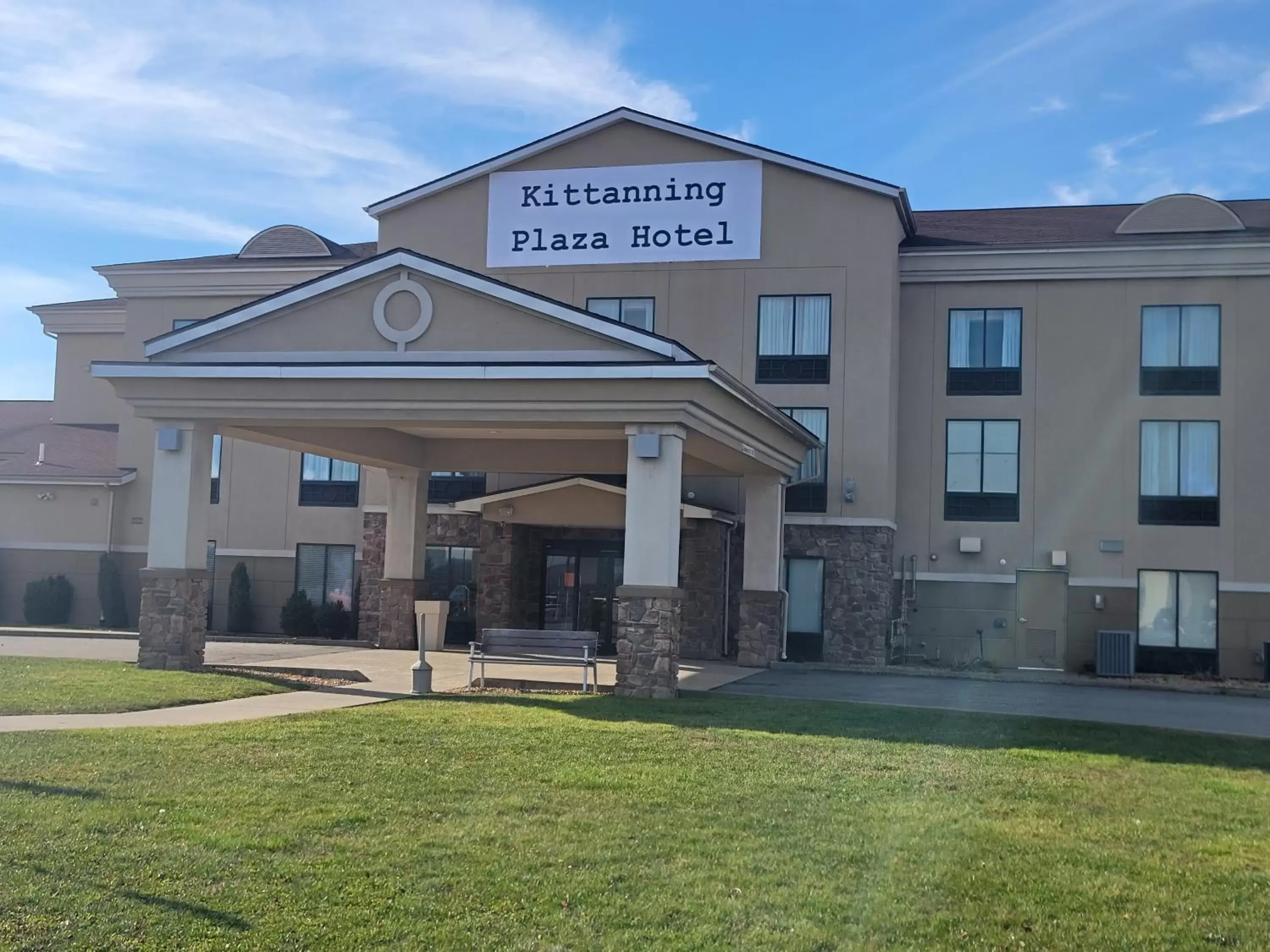 Property Building in Kittanning Plaza Hotel