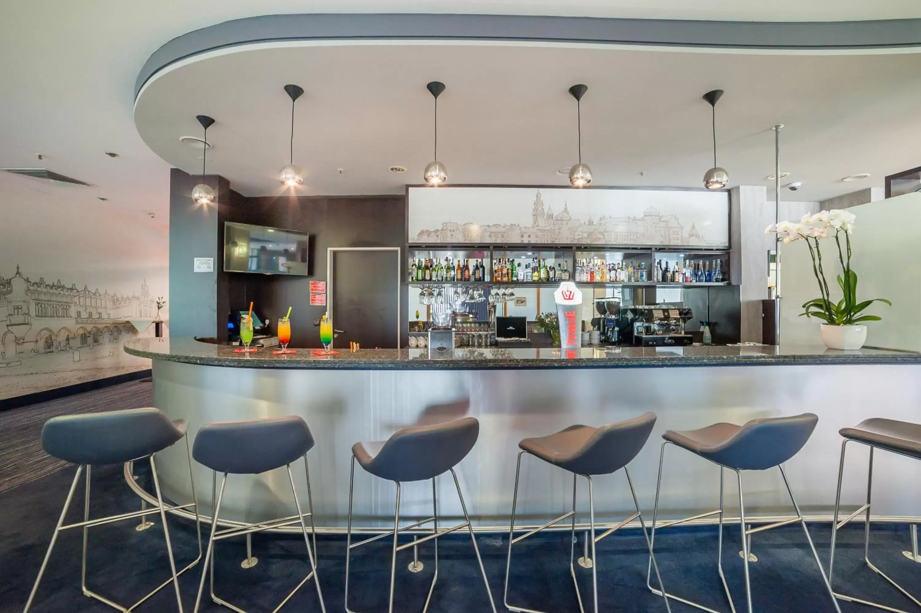 Lounge or bar in Express Kraków Hotel Lounge or bar in Express Kraków Hotel