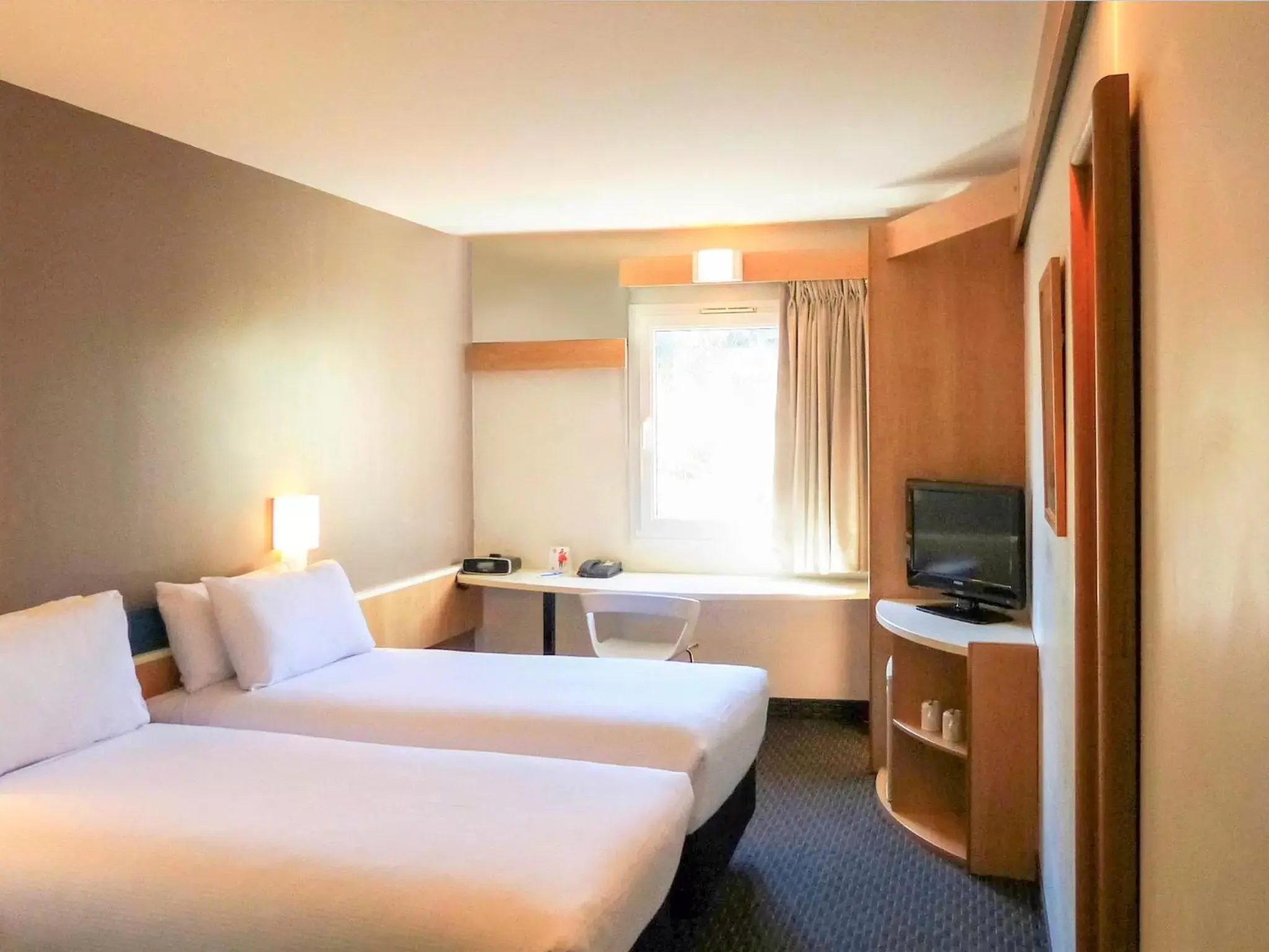 Bed in ibis Thornleigh Bed in ibis Thornleigh