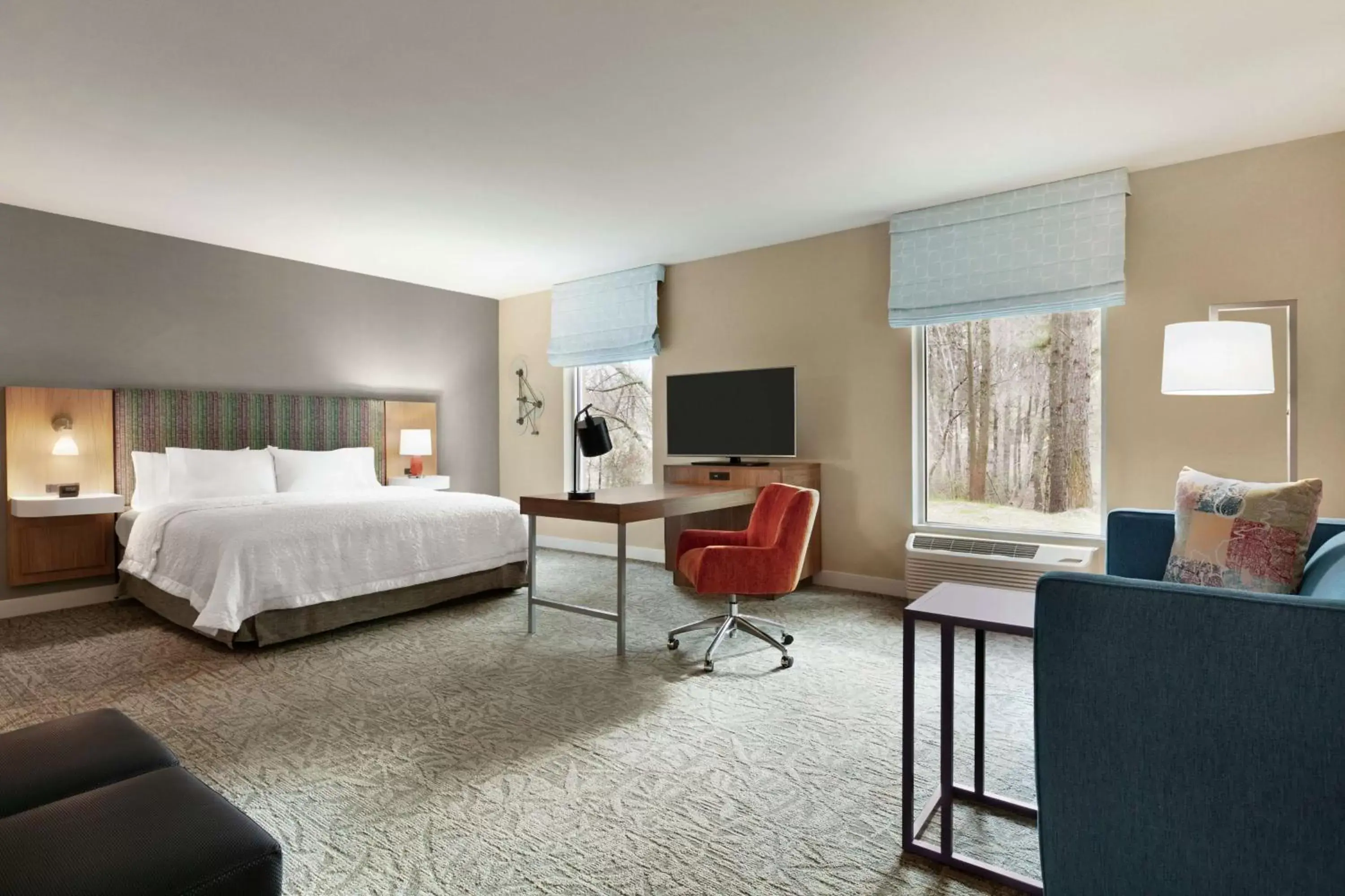 Bedroom in Hampton Inn And Suites By Hilton Johns Creek
