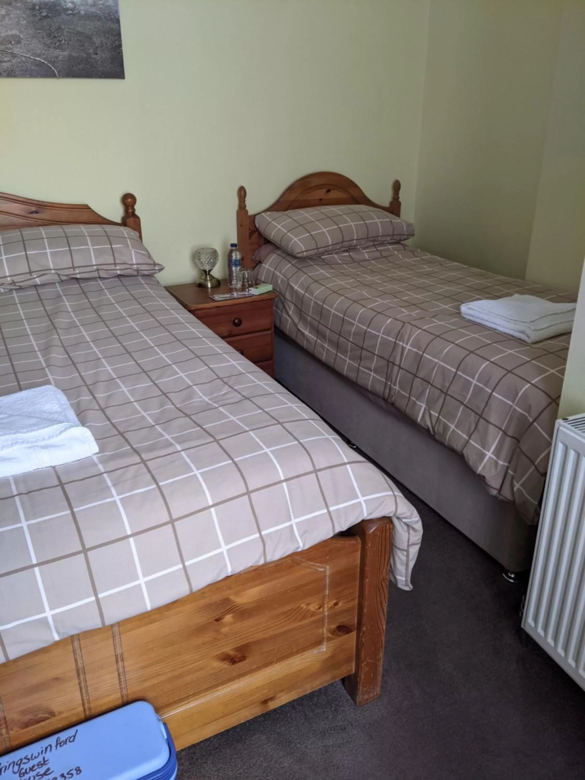 Bed in Kingswinford Guest House