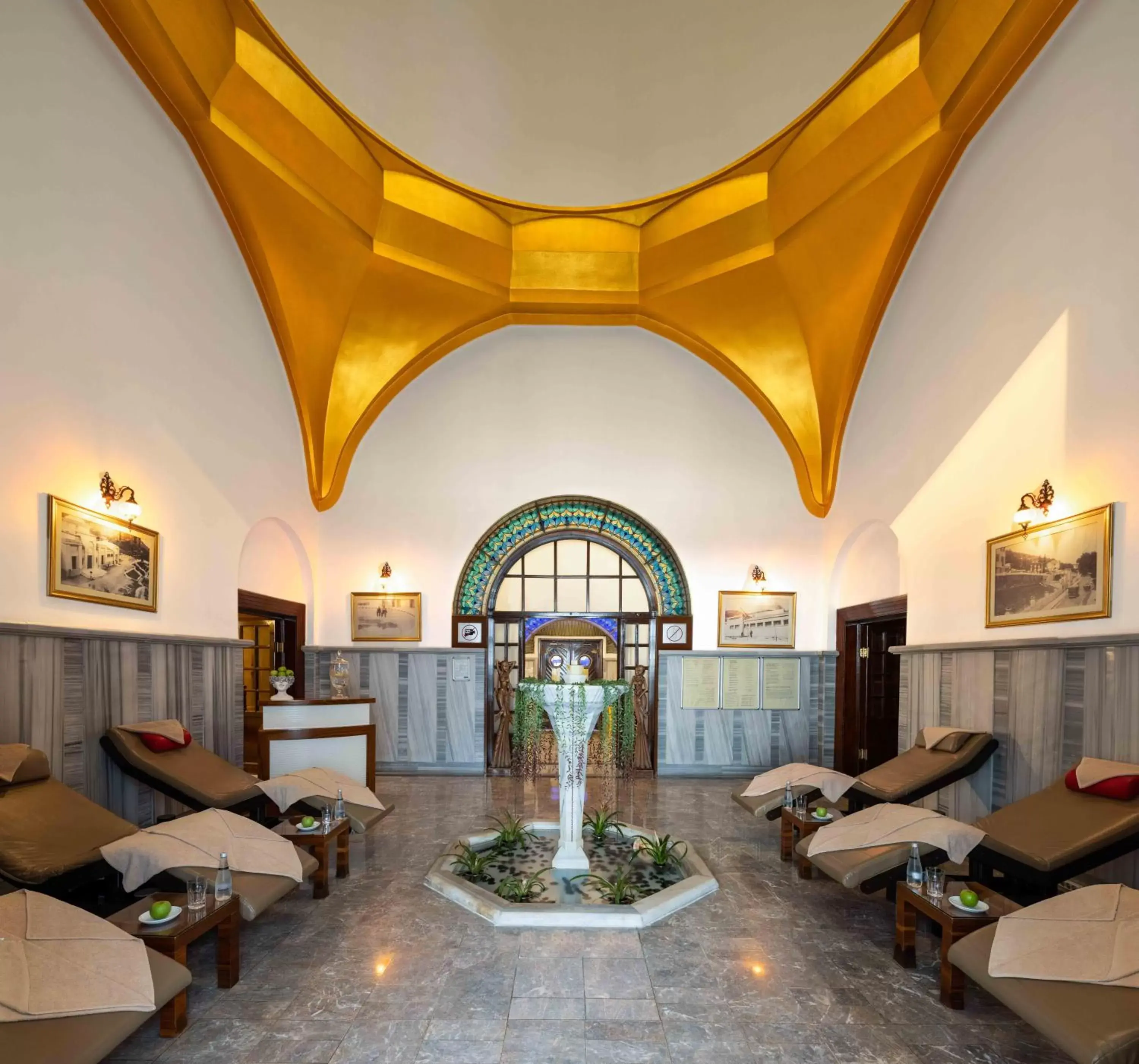 Spa and wellness centre/facilities, Lobby/Reception in Hotel Çelik Palas Convention Center & Thermal SPA