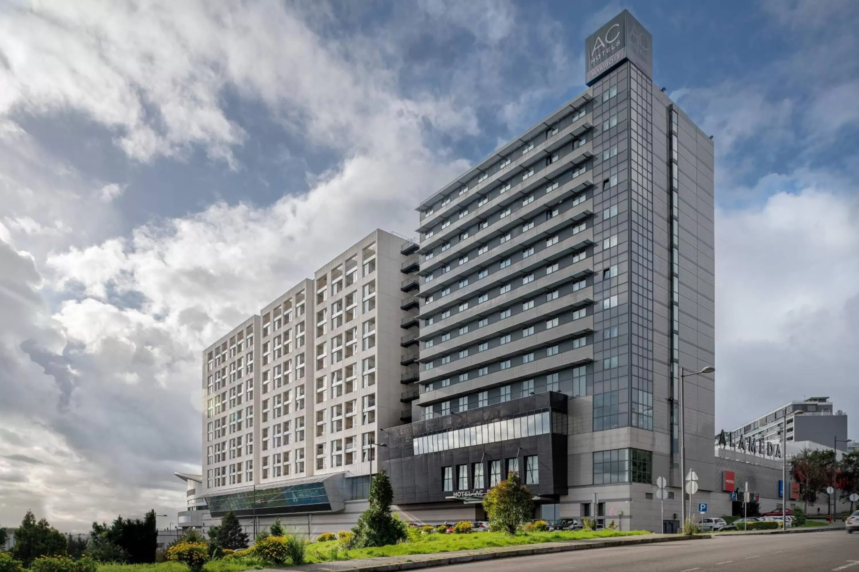 Property Building in AC Hotel Porto by Marriott