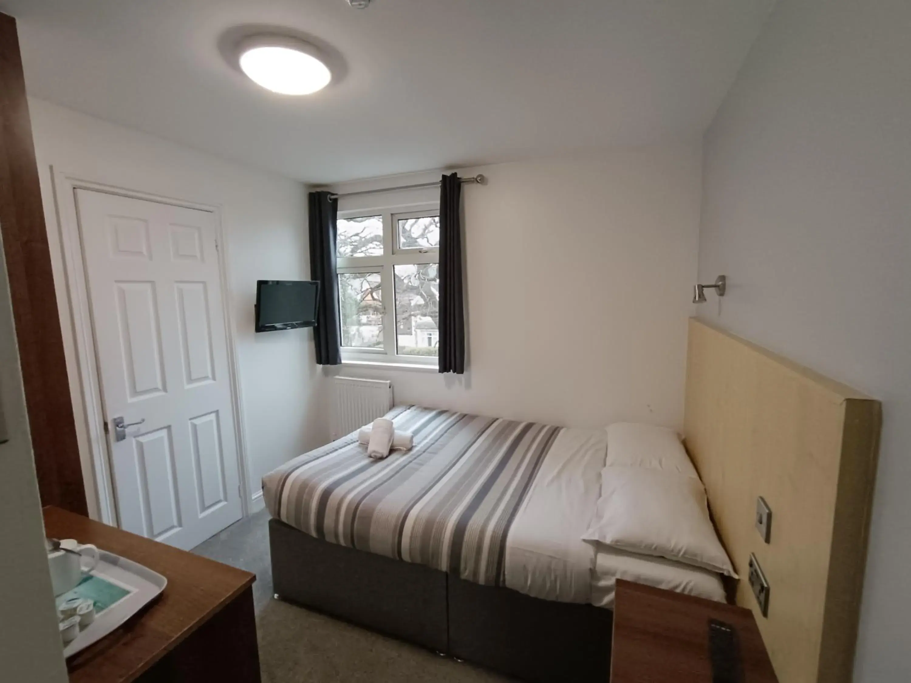 Bedroom, Bed in Gainsborough Lodge