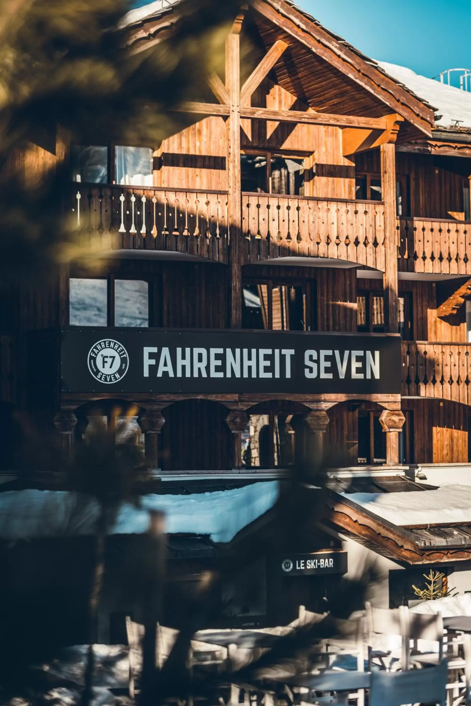 Facade/entrance, Property Building in Fahrenheit Seven Courchevel