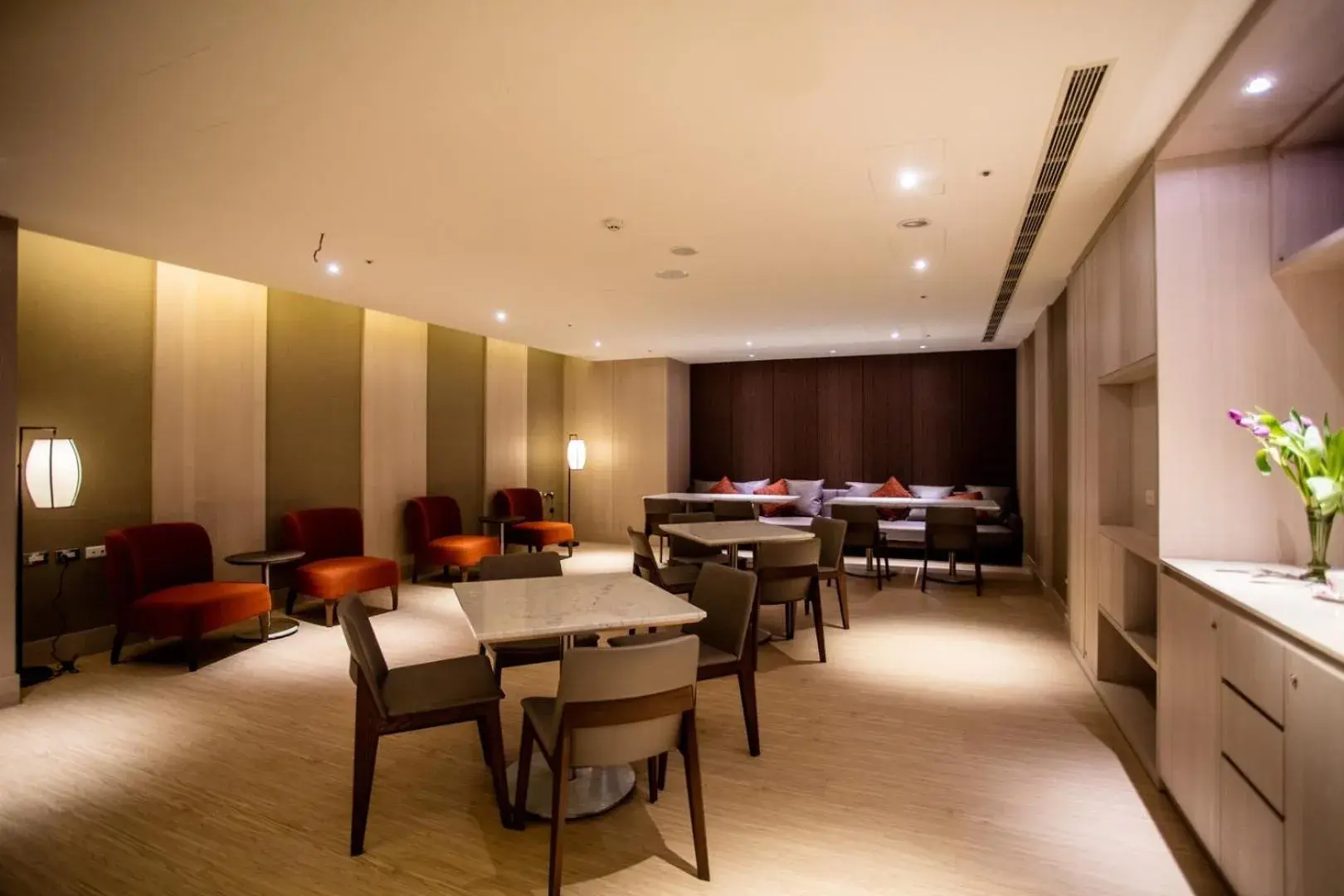 Fitness centre/facilities, Restaurant/Places to Eat in Fullon Hotel Taoyuan Airport Access MRT A8