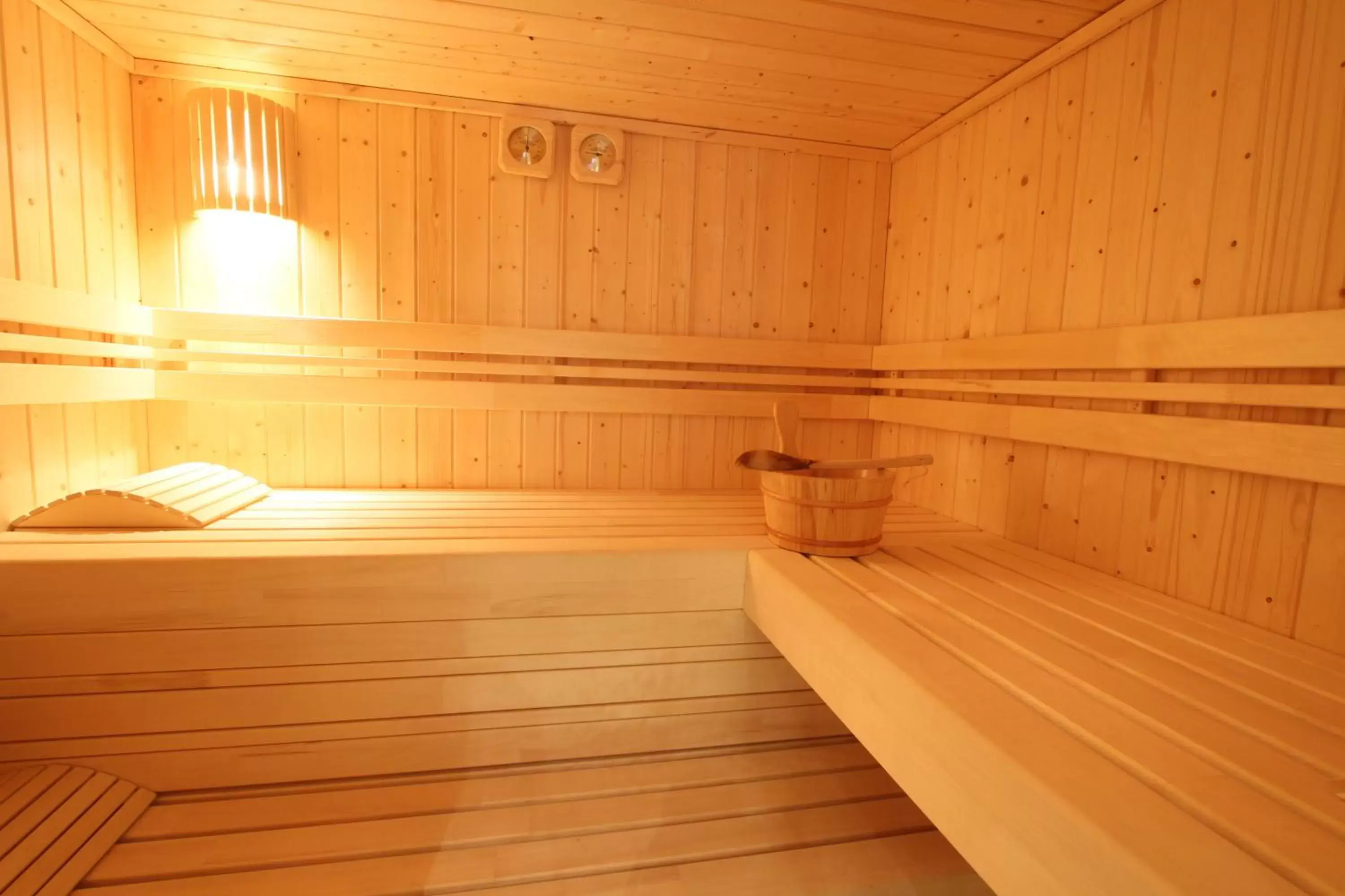 Sauna in Hotel De La Route Verte